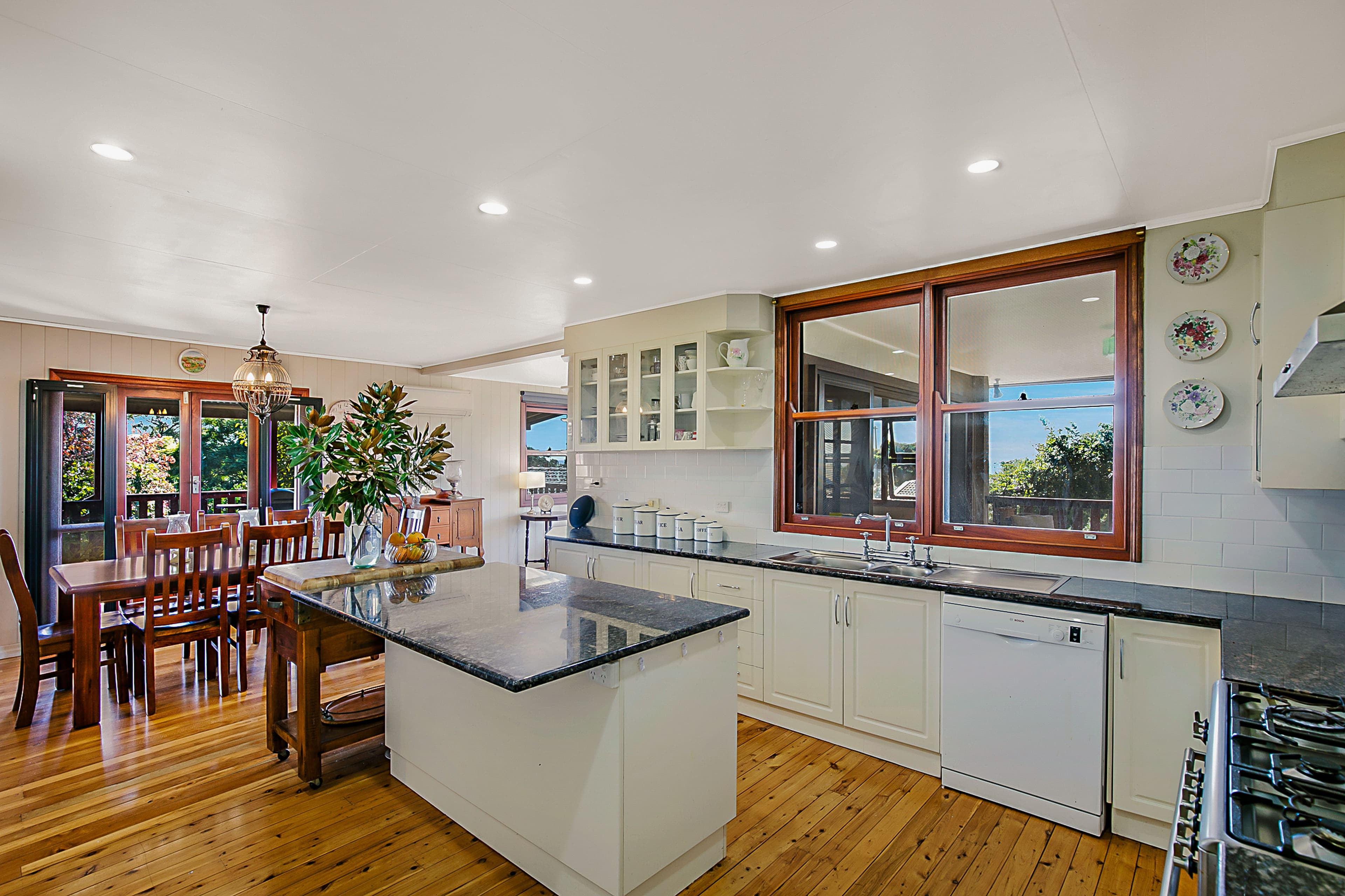 3 to 5 Alfred Street, MOUNT LOFTY QLD 4350, Mount Lofty - Thumbnail 2