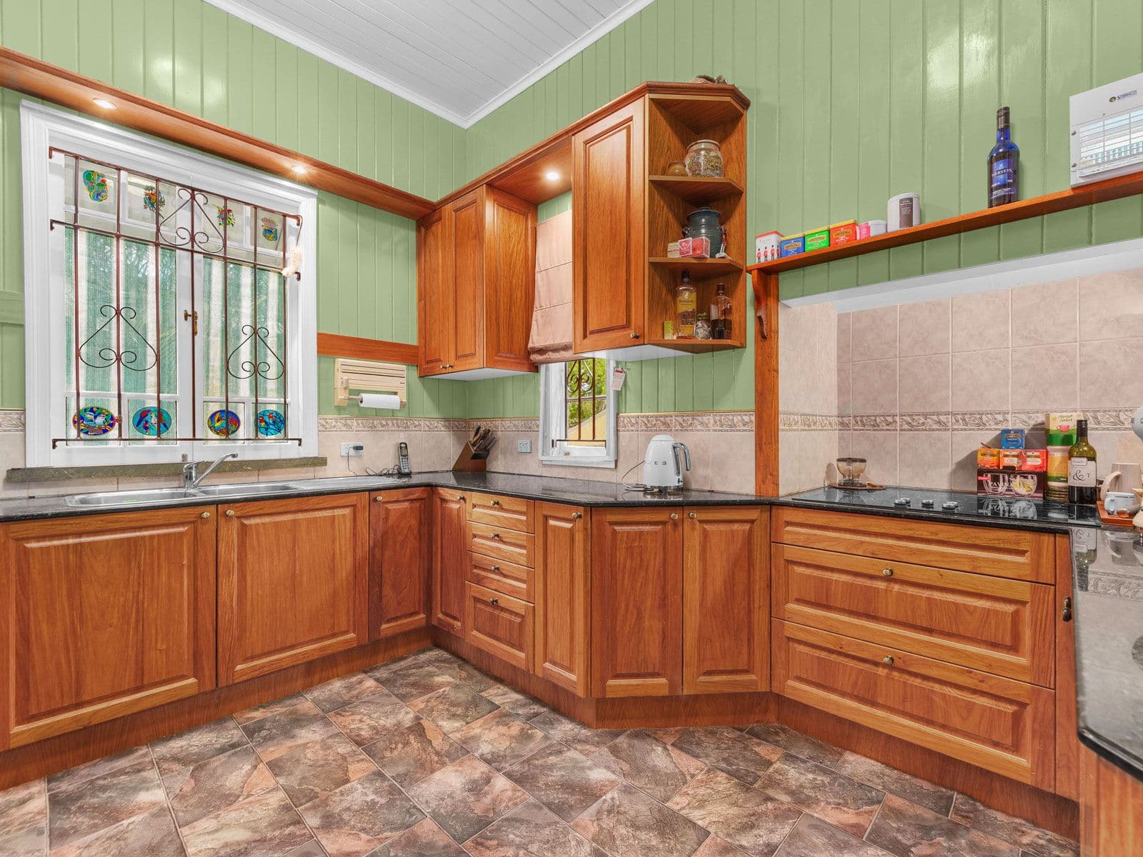 81 Martindale Street, Corinda QLD 4075, Corinda - Thumbnail 2