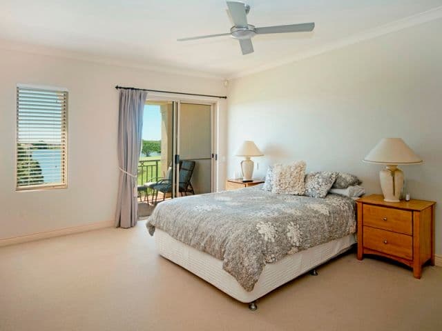 8335 Magnolia Drive East, HOPE ISLAND QLD 4212, Hope Island - Thumbnail 2
