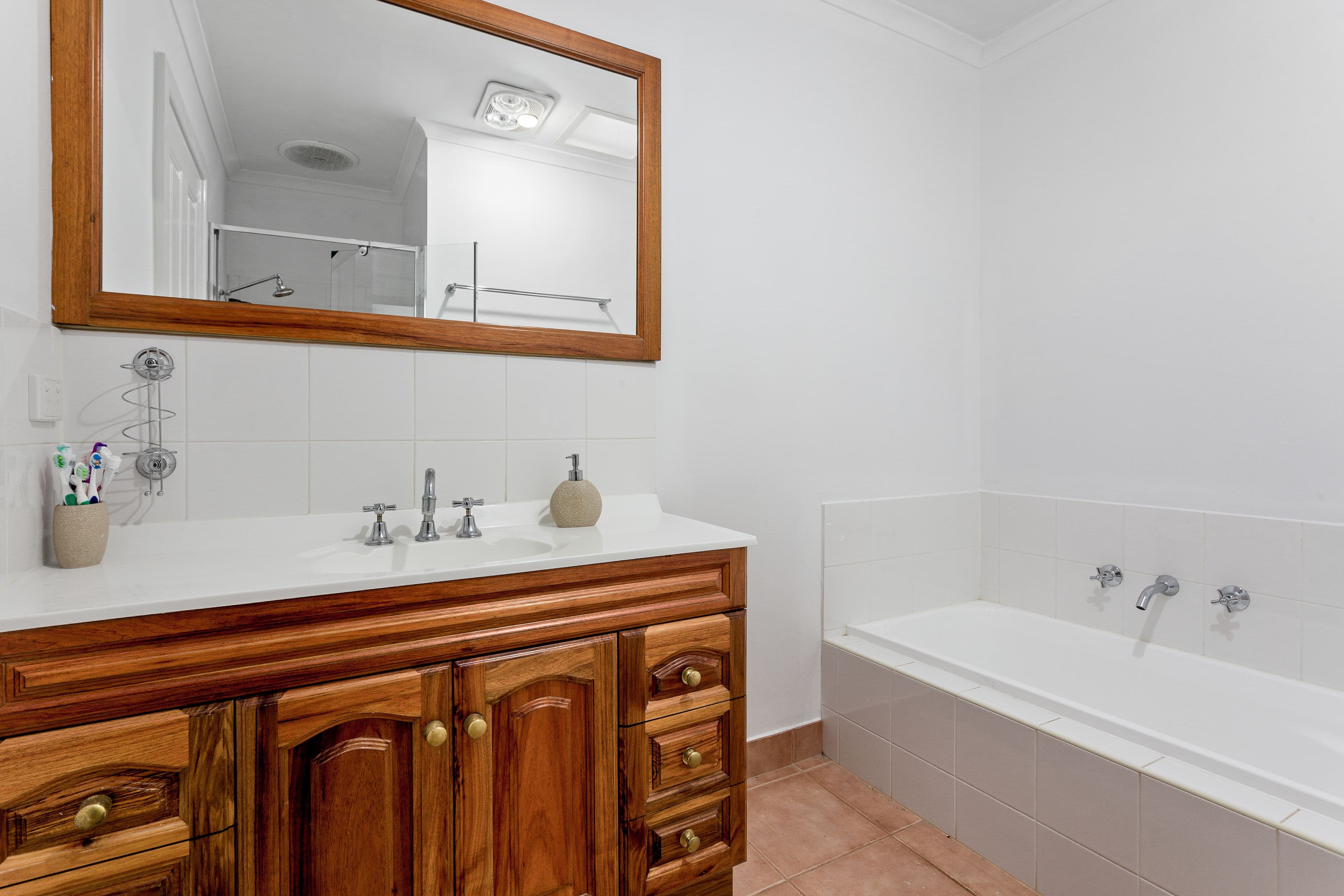 42 Wood Street, Drouin VIC 3818, Drouin - Thumbnail 5