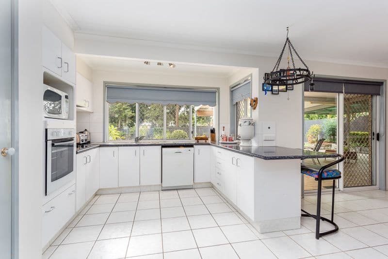 21 Sapphire Street, Springfield QLD 4300, Springfield - Thumbnail 2
