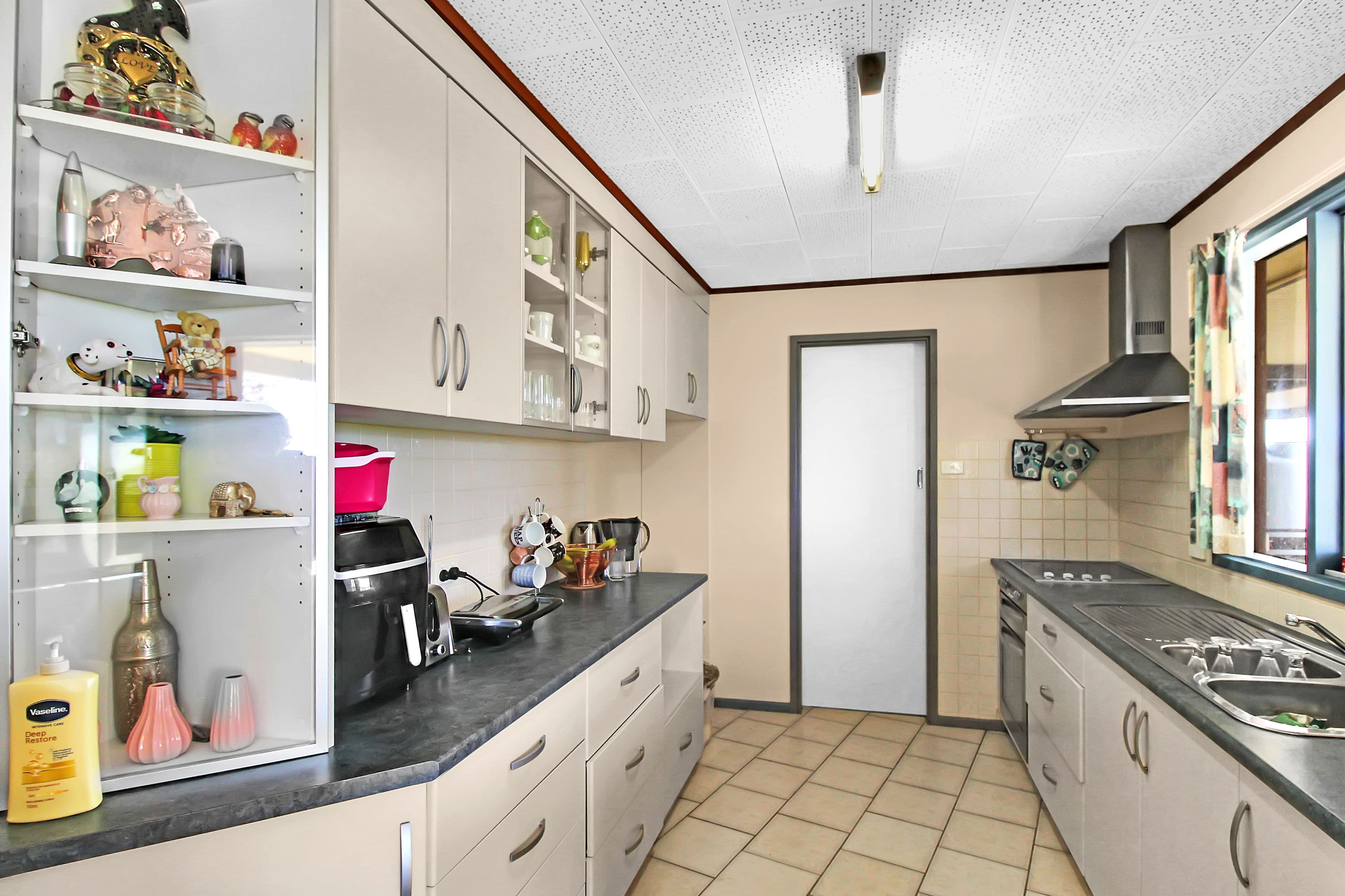 4 Lawrence Street, Sunlands SA 5322, Sunlands - Thumbnail 3
