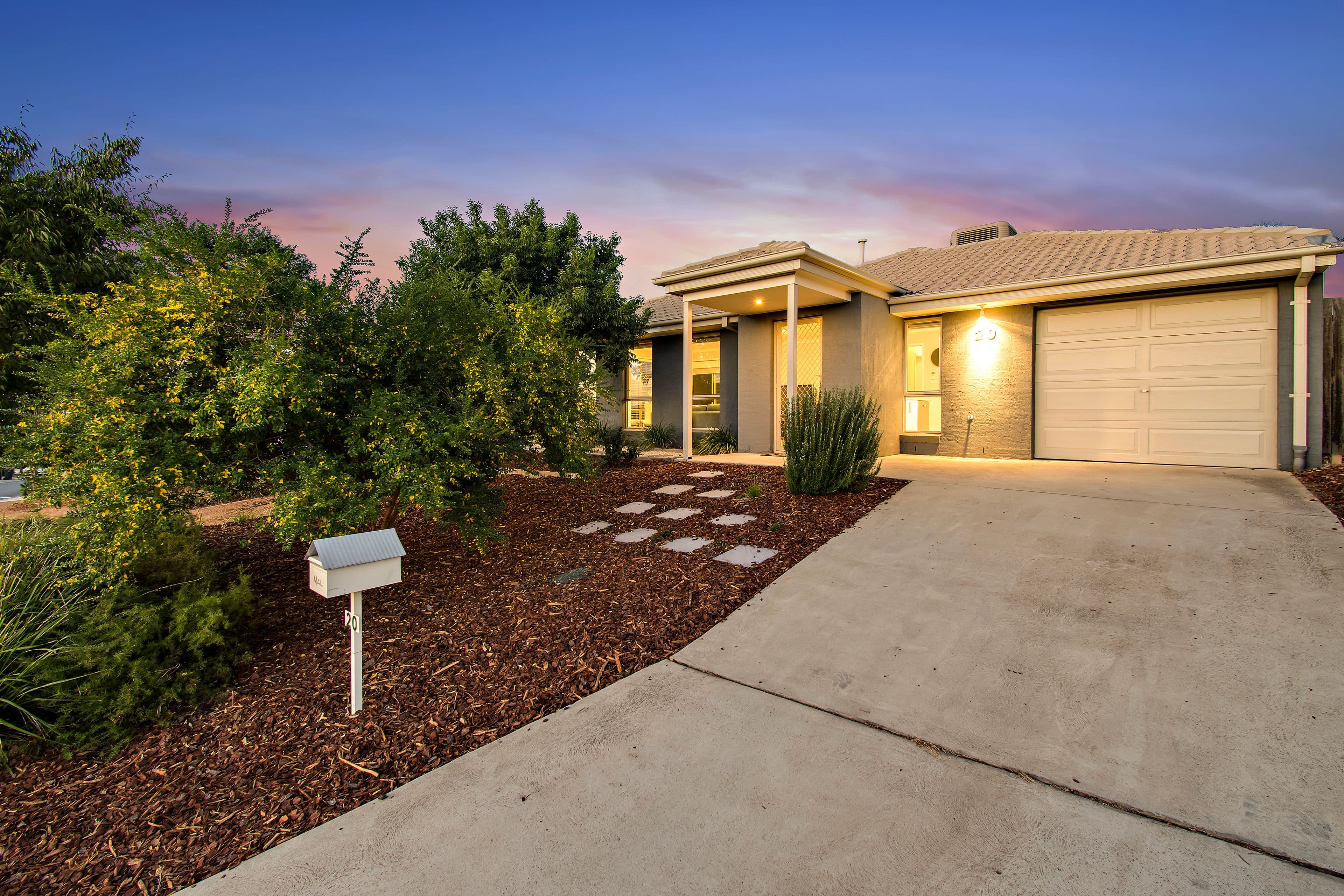 20 Greenman Street, Macgregor ACT 2615, Macgregor - Thumbnail 2