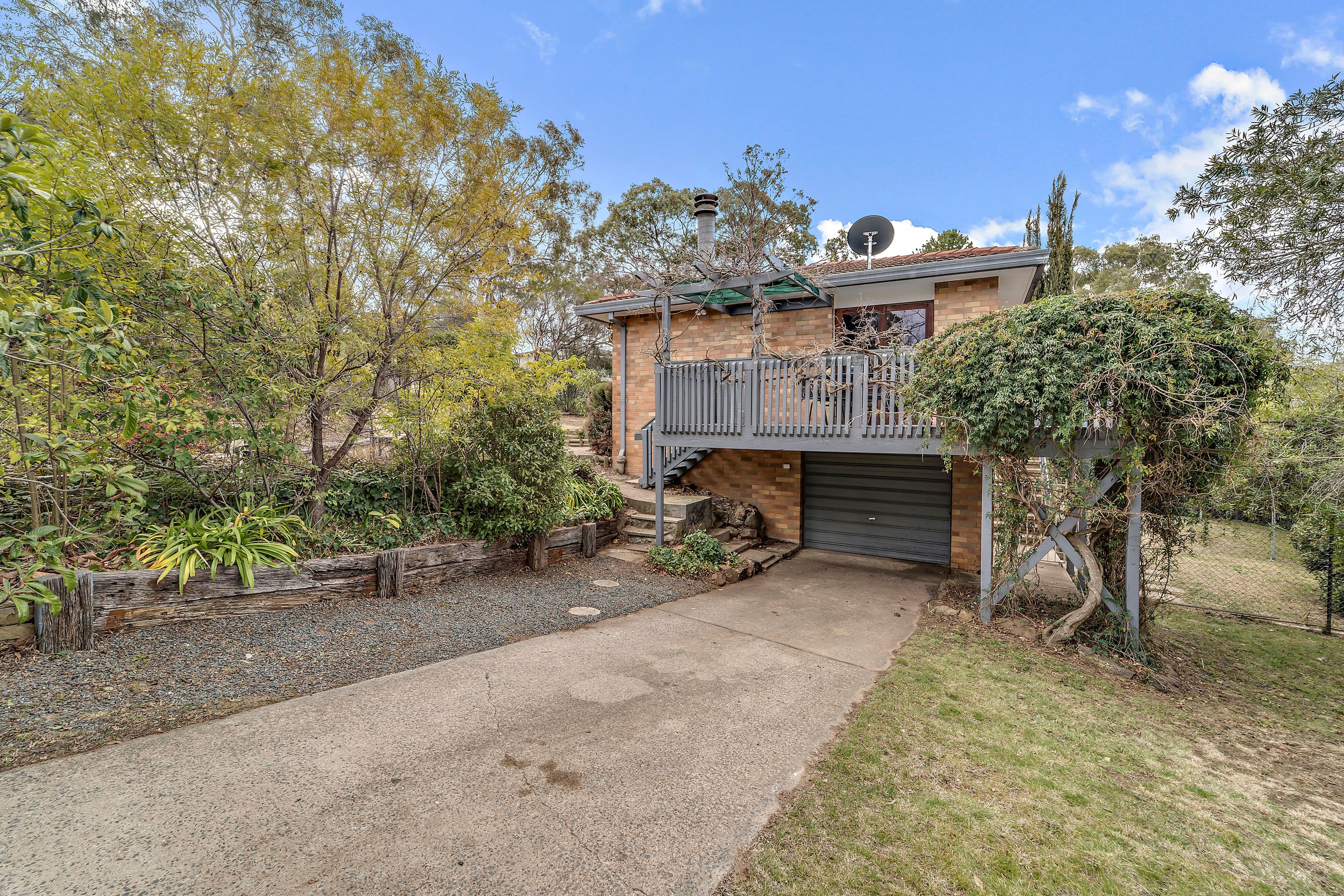 18 Bindaga Place, Aranda ACT 2614, Aranda - Thumbnail 2