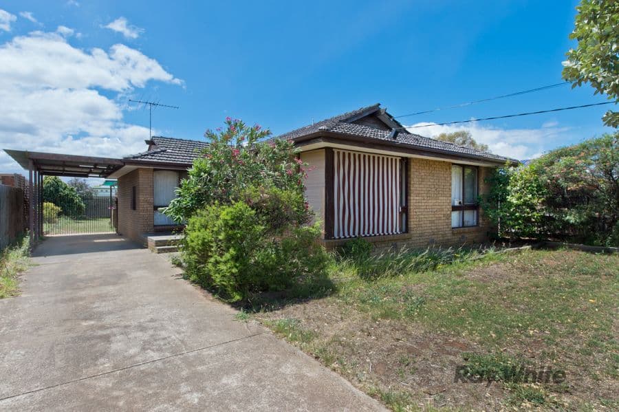 69 Hume Avenue, Melton South VIC 3338, Melton South - Image 1