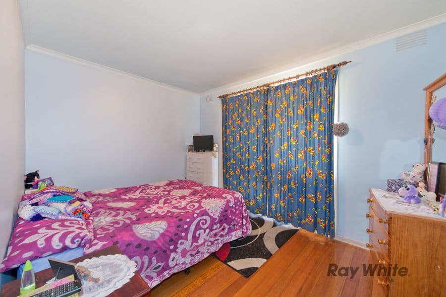 69 Hume Avenue, Melton South VIC 3338, Melton South - Thumbnail 6