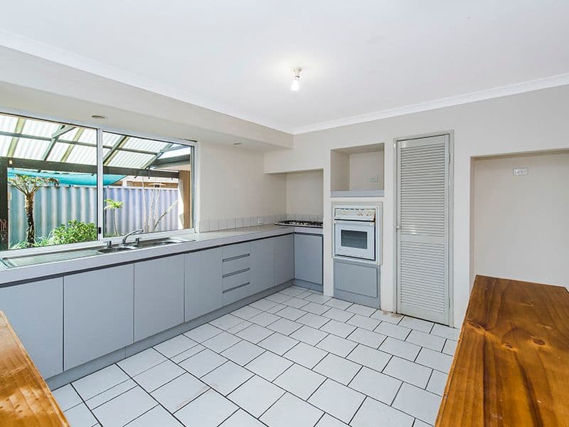 73 Cuthbertson Drive, Cooloongup WA 6168, Cooloongup - Thumbnail 2