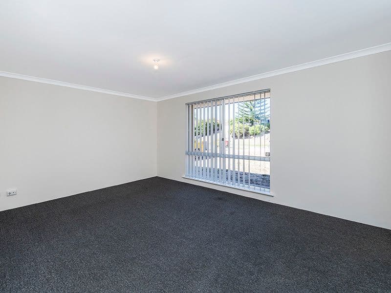 73 Cuthbertson Drive, Cooloongup WA 6168, Cooloongup - Thumbnail 3