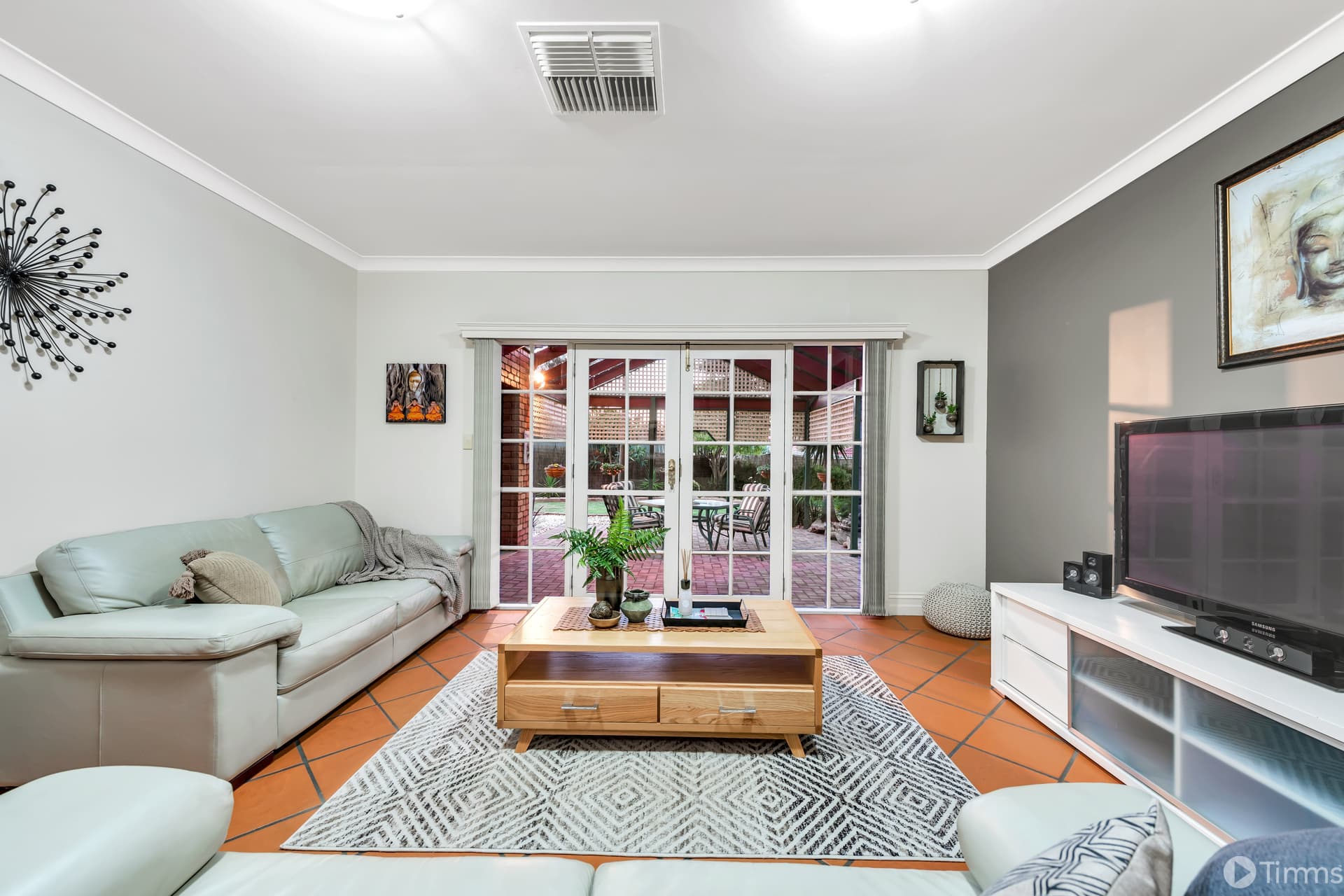 5 Capilano Court, Morphett Vale - Image 1