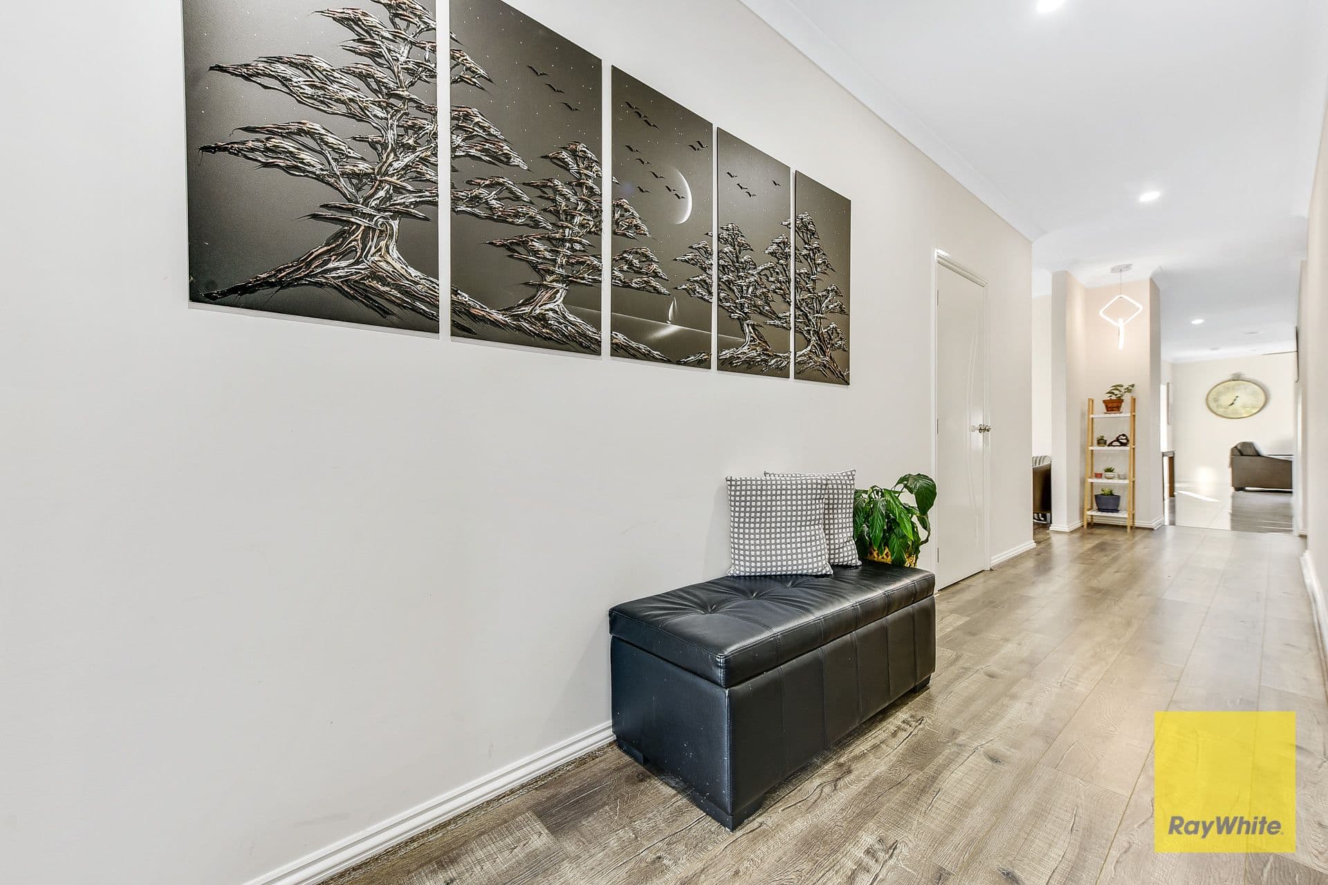 14 Palacio Terrace, Clyde North VIC 3978, Clyde North - Thumbnail 2