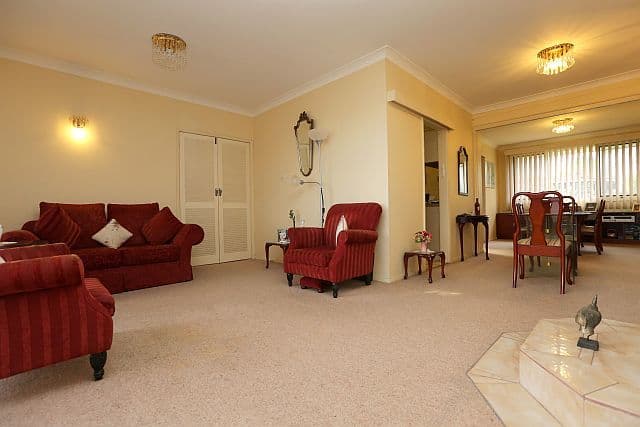 34 Kurrajong Avenue, GEORGES HALL NSW 2198, Georges Hall - Thumbnail 2