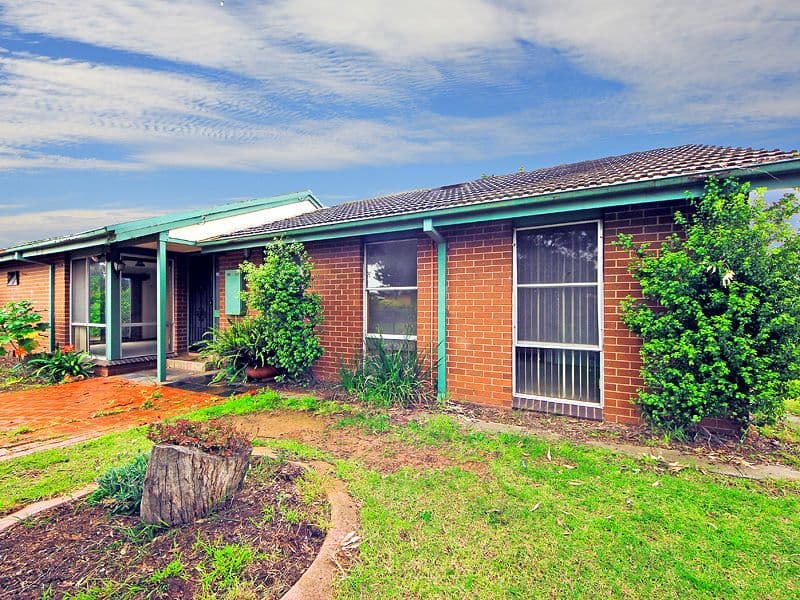 4 Cormorant Crescent, WERRIBEE VIC 3030, Werribee - Image 1