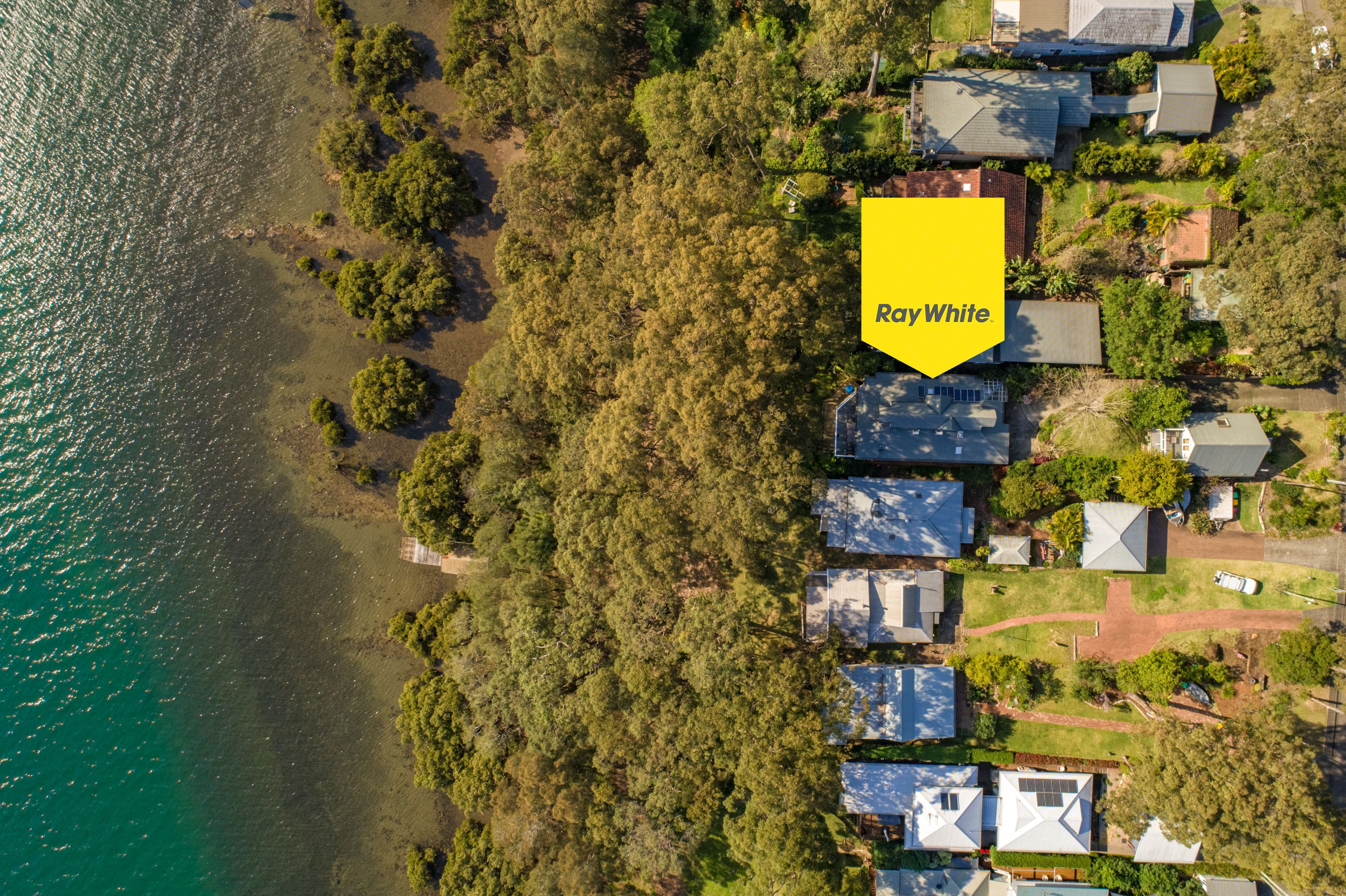 145 Heath Road, Pretty Beach - Thumbnail 3