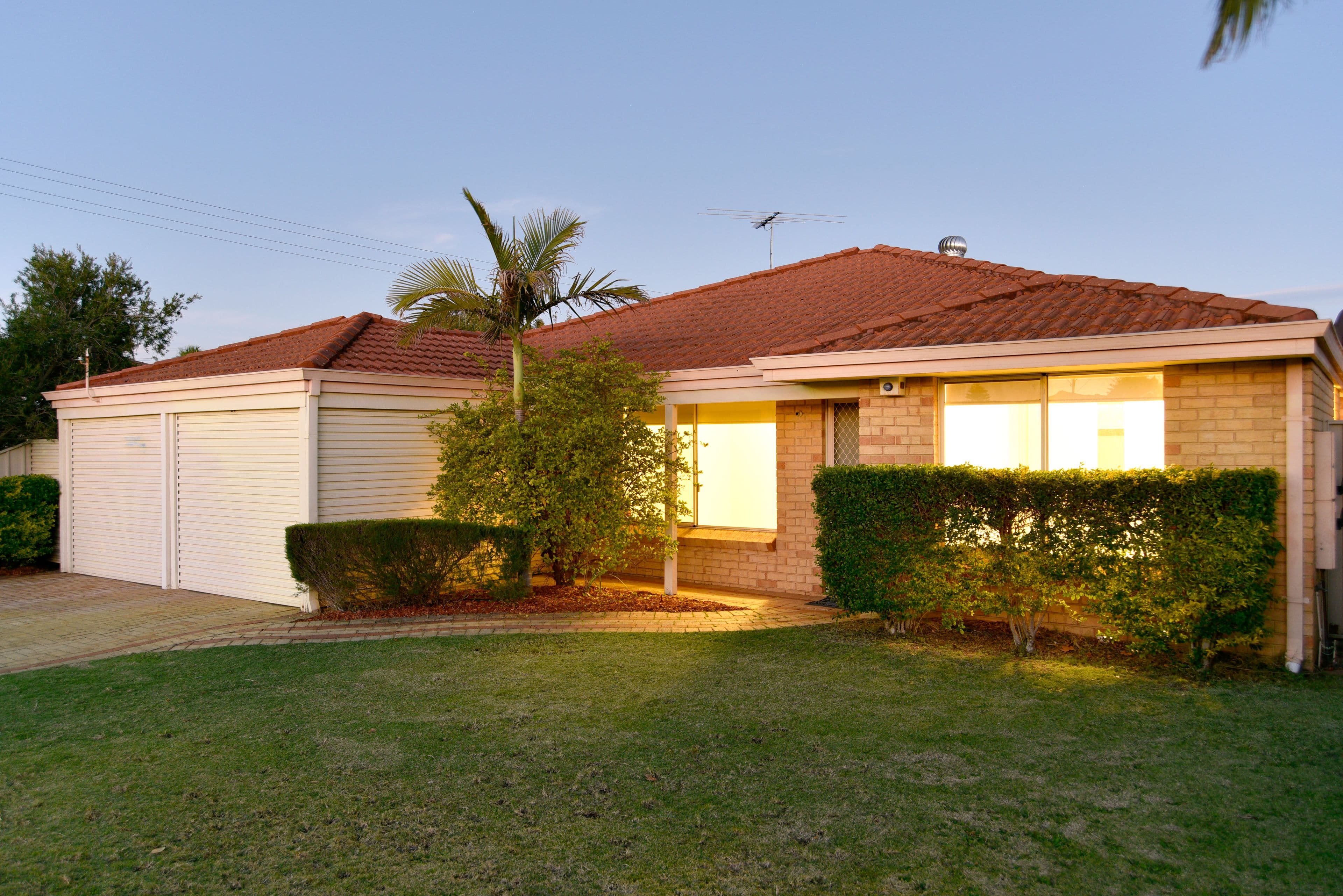 107 Mallard Way, Cannington WA 6107, Cannington - Thumbnail 3