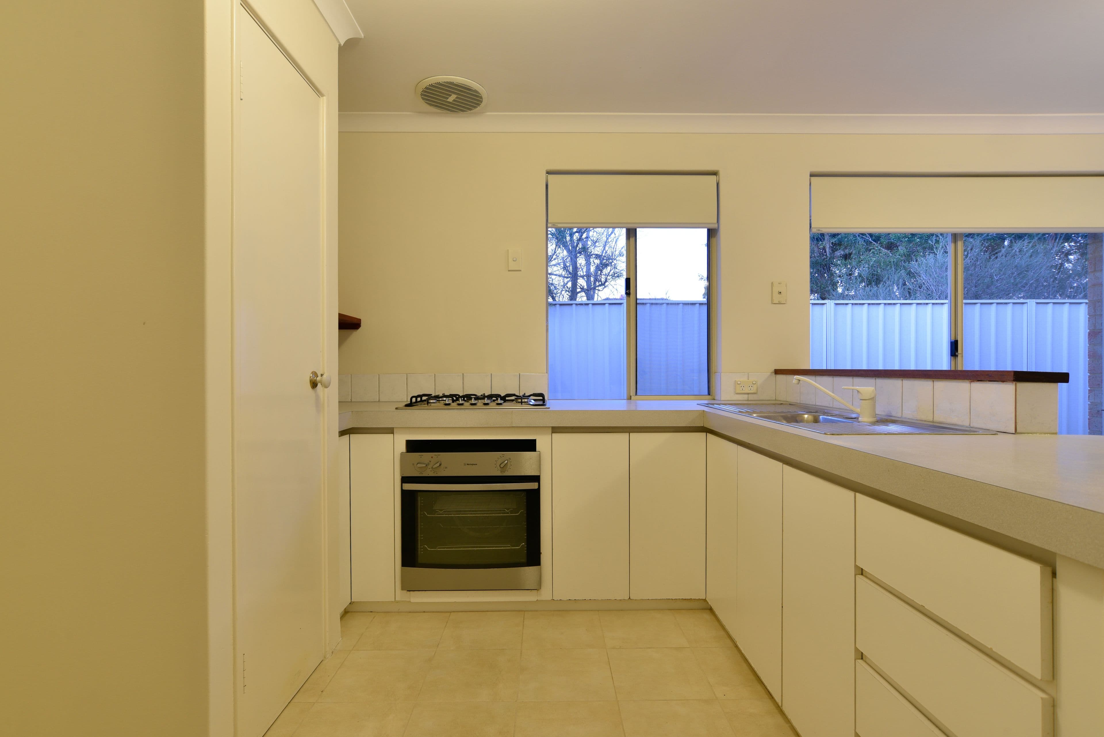 107 Mallard Way, Cannington WA 6107, Cannington - Thumbnail 4
