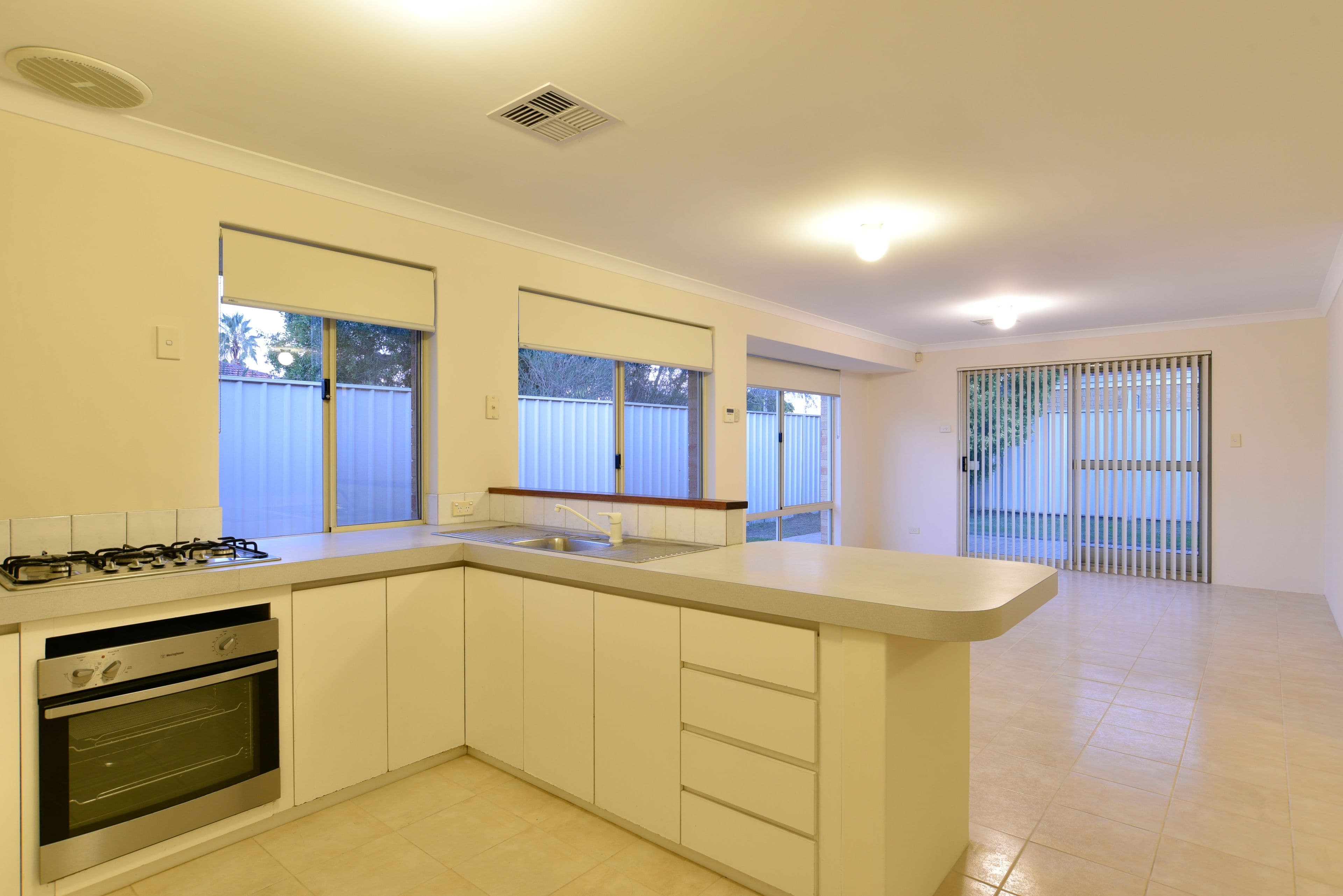 107 Mallard Way, Cannington WA 6107, Cannington - Thumbnail 5