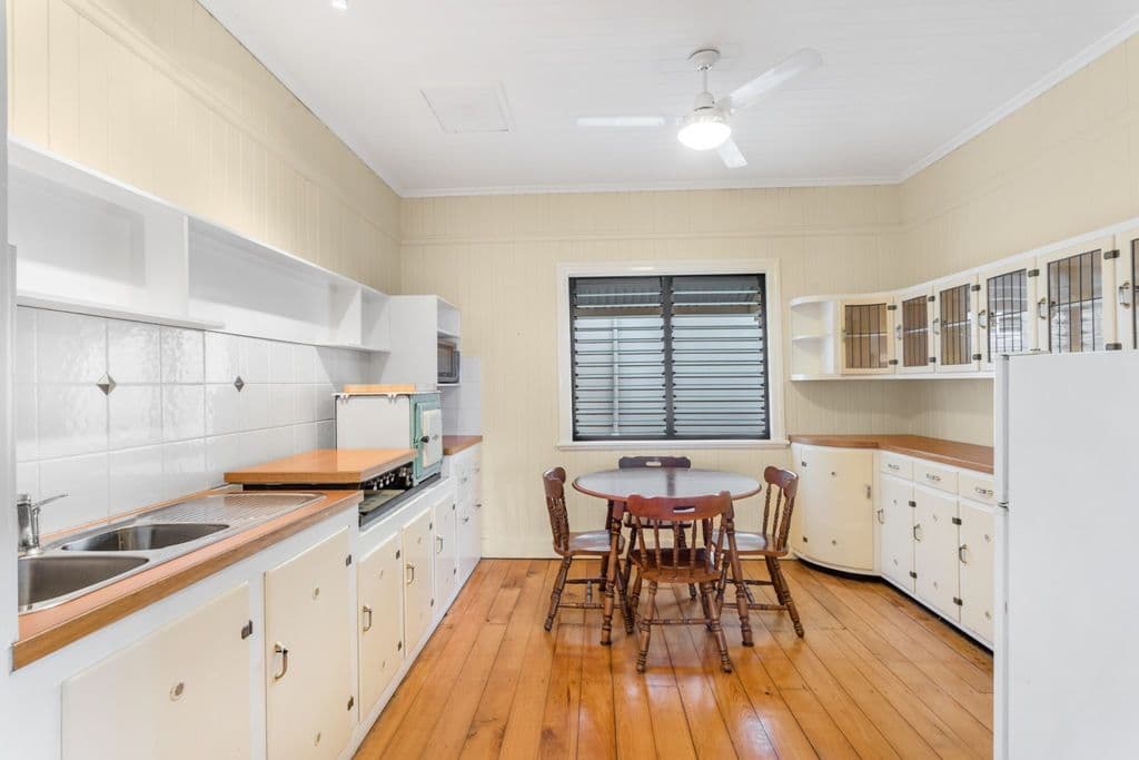 156 Evelyn Street, Grange QLD 4051, Grange - Thumbnail 3