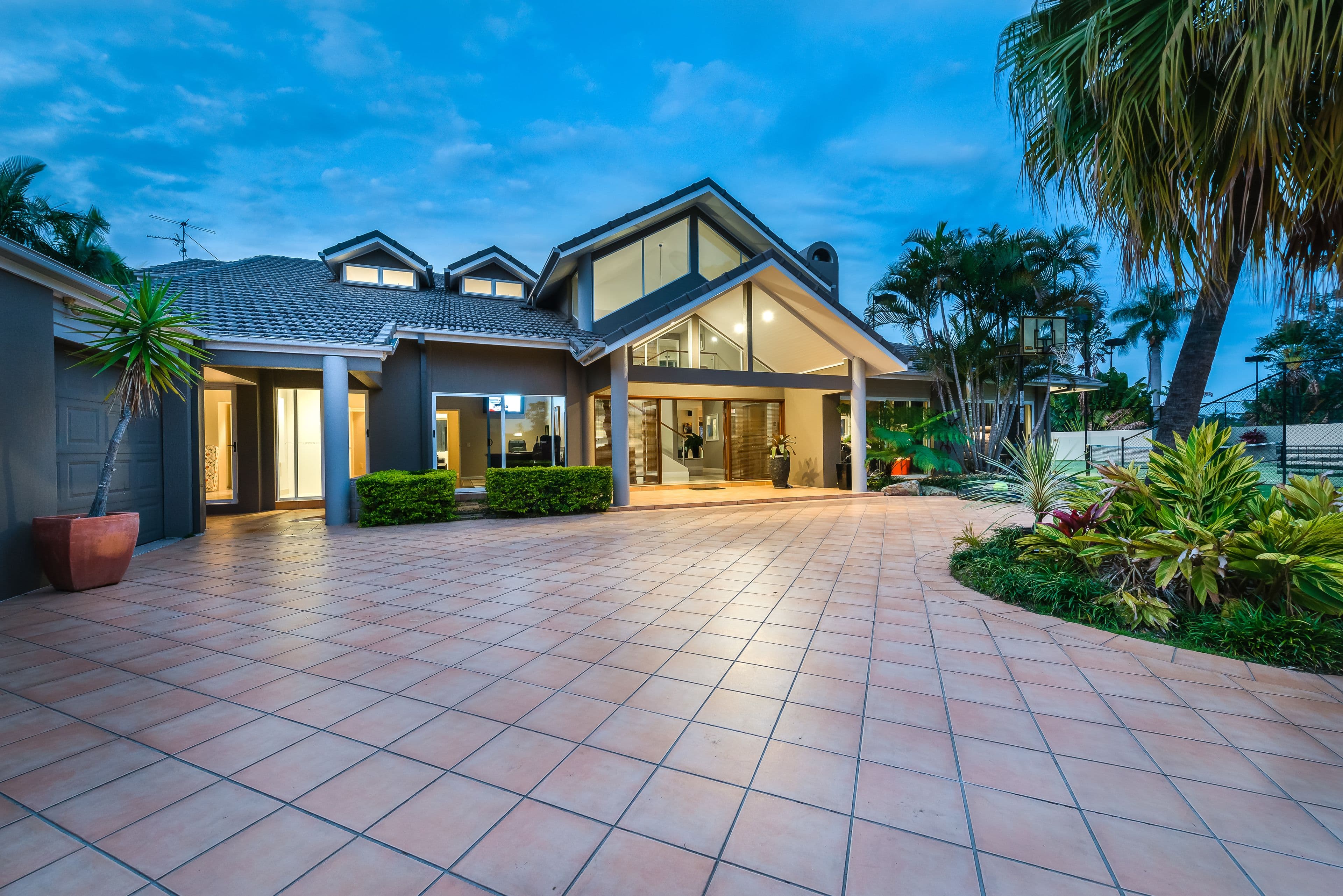 16 Freyburg Street, Sorrento QLD 4217, Sorrento - Thumbnail 5