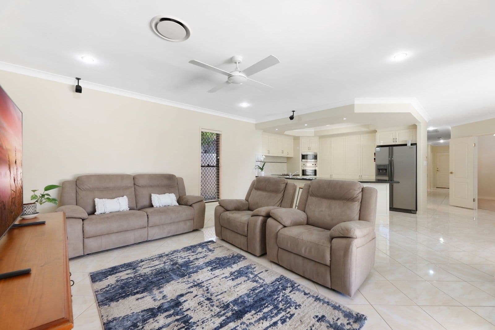 103 Arun Drive, Arundel QLD 4214, Arundel - Thumbnail 6