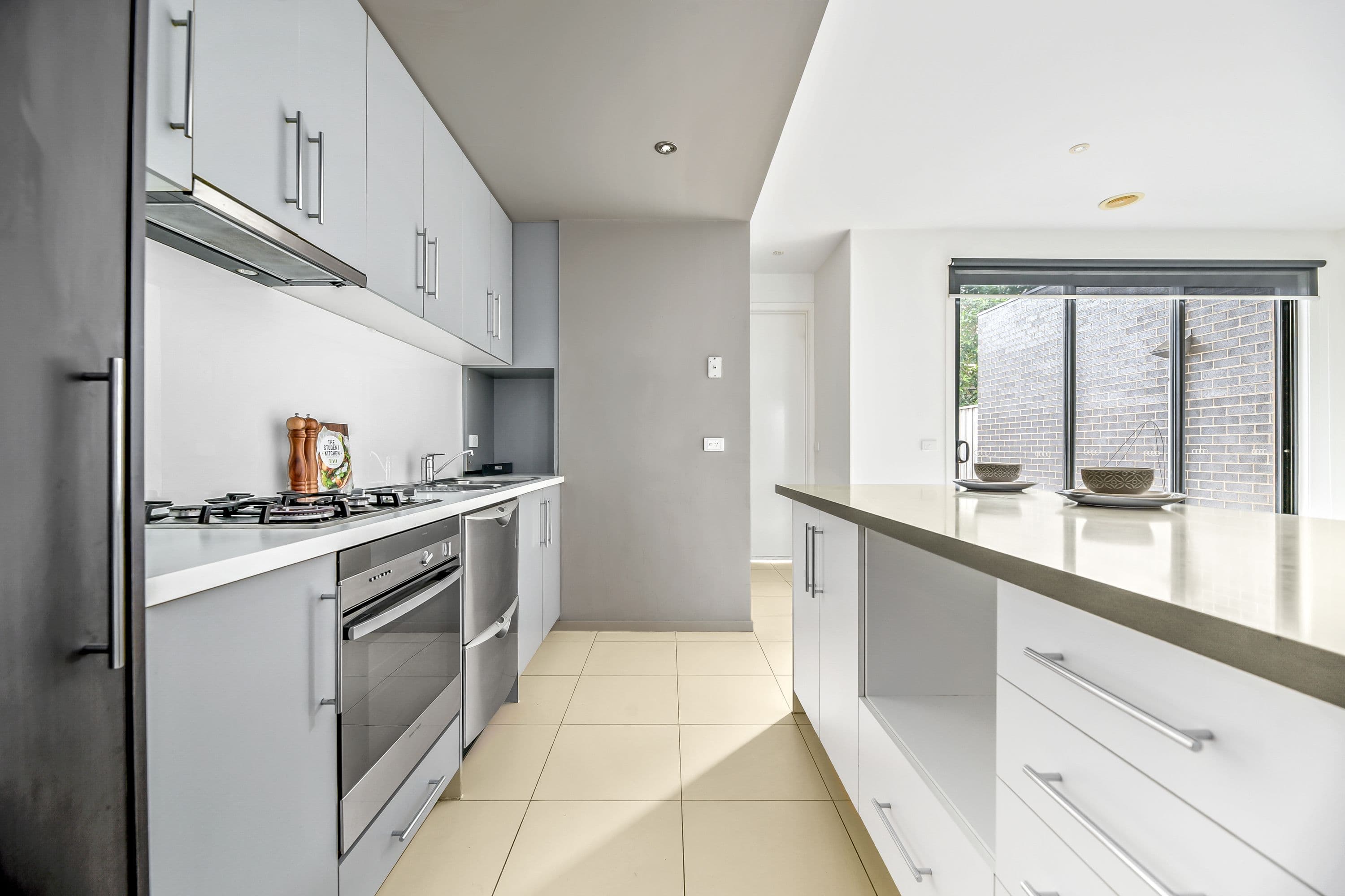 15 Crimson Grove, Clayton South VIC 3169, Clayton South - Thumbnail 3
