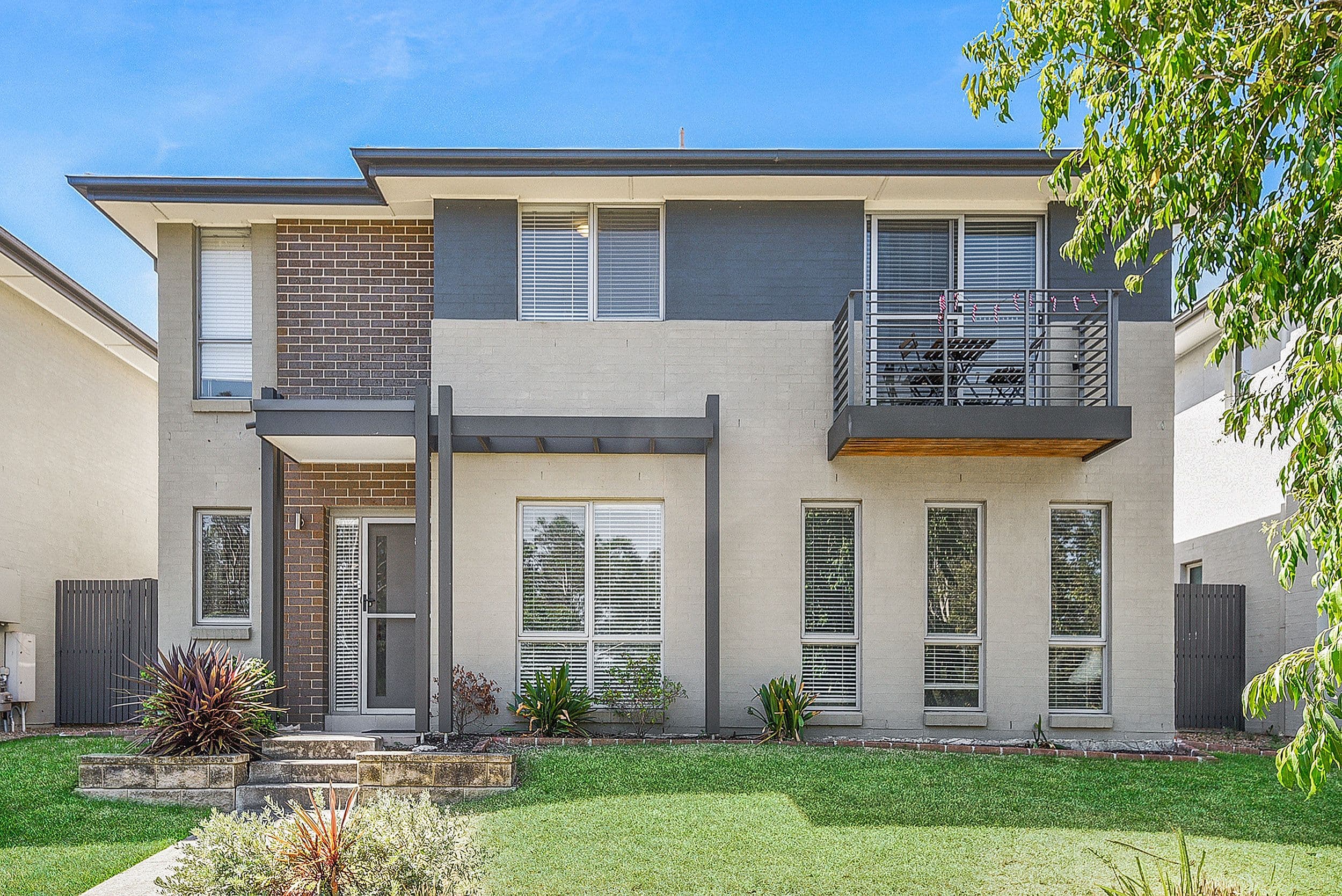 53 Hemsworth Avenue, Middleton Grange - Image 1