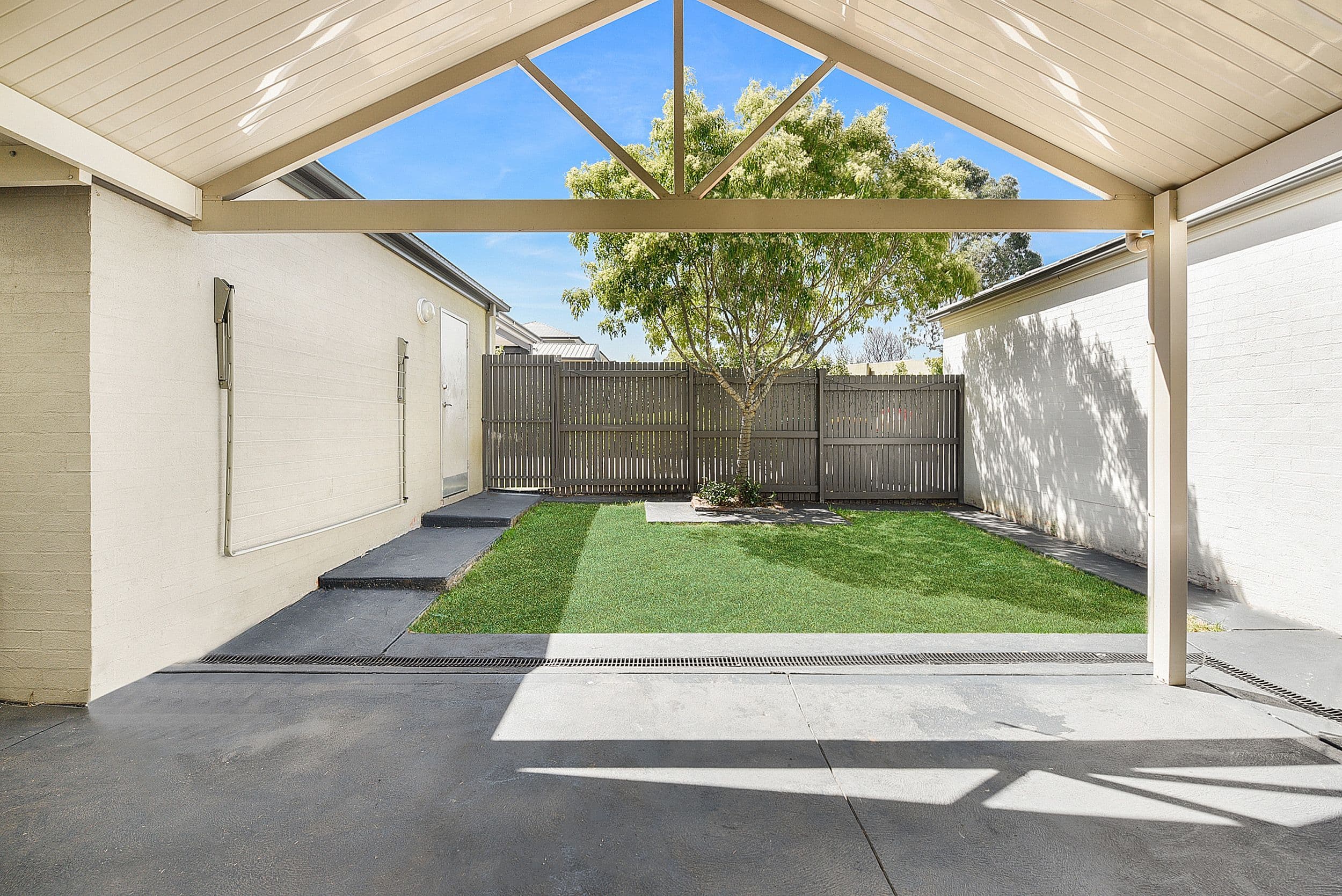 53 Hemsworth Avenue, Middleton Grange - Thumbnail 5