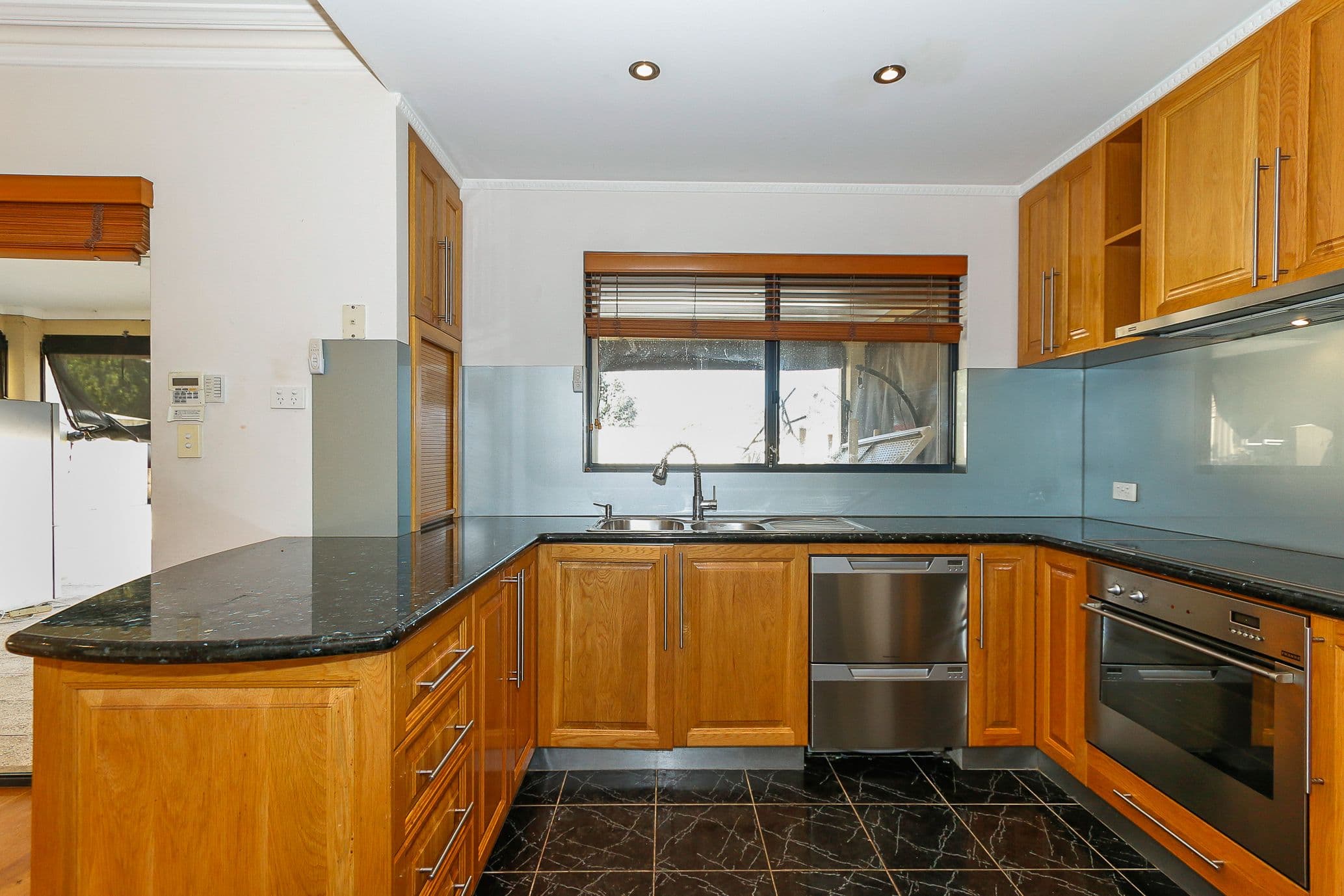 13 Joshua Close, Bibra Lake WA 6163, Bibra Lake - Thumbnail 2