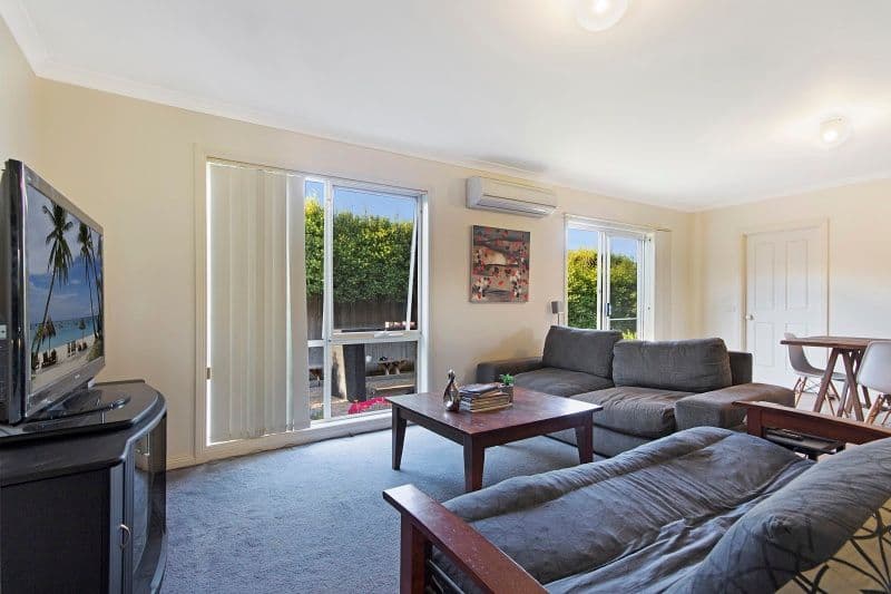 93 Augustine Drive, Highton VIC 3216, Highton - Thumbnail 4