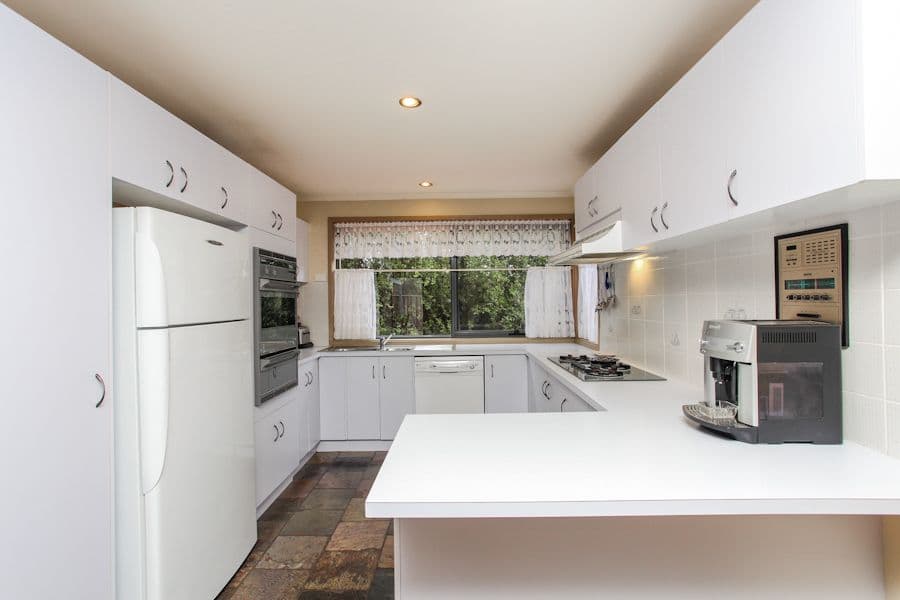 6 Goates Court, HOPPERS CROSSING VIC 3029, Hoppers Crossing - Thumbnail 4