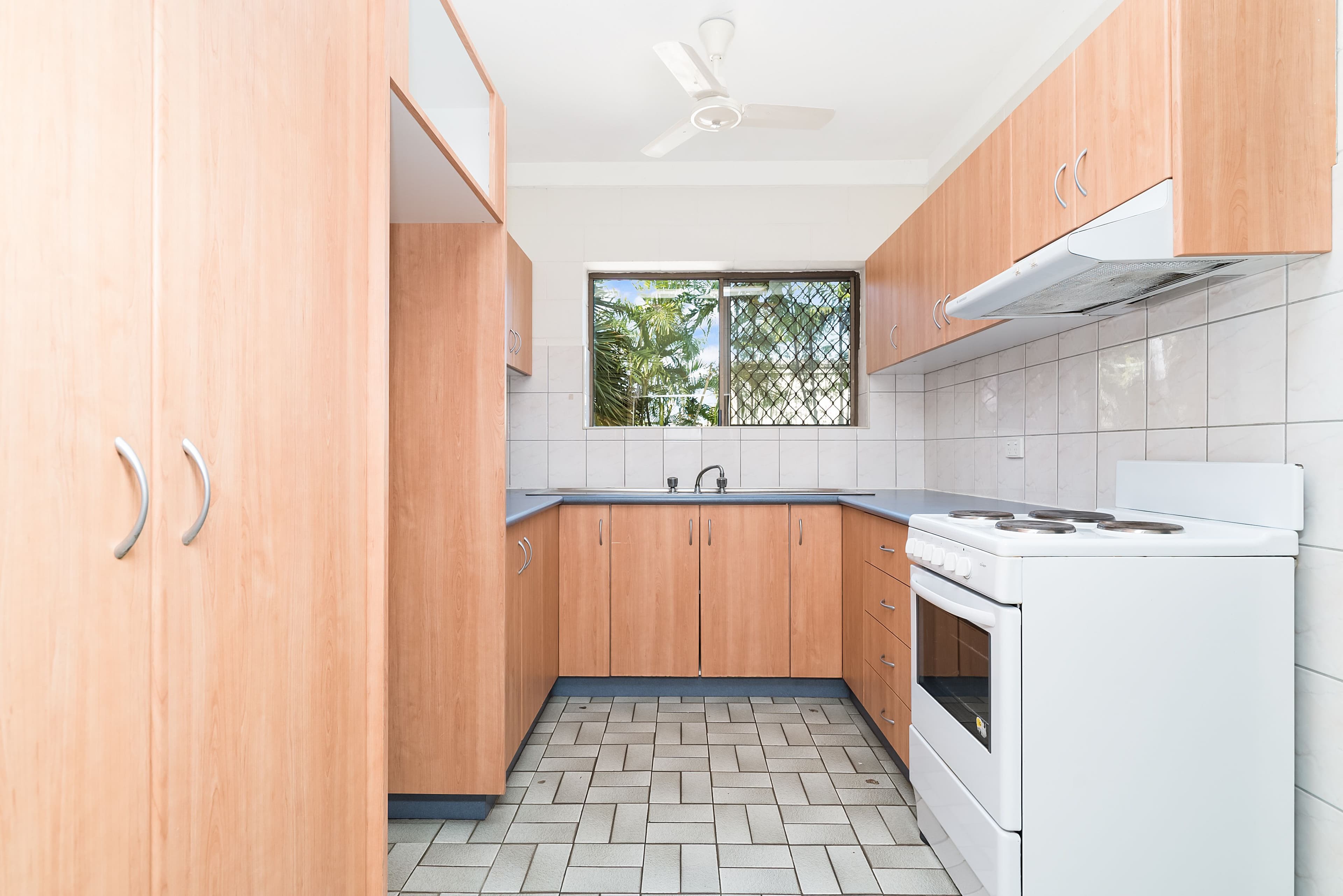 33 Nation Crescent, Coconut Grove NT 0810, Coconut Grove - Thumbnail 2