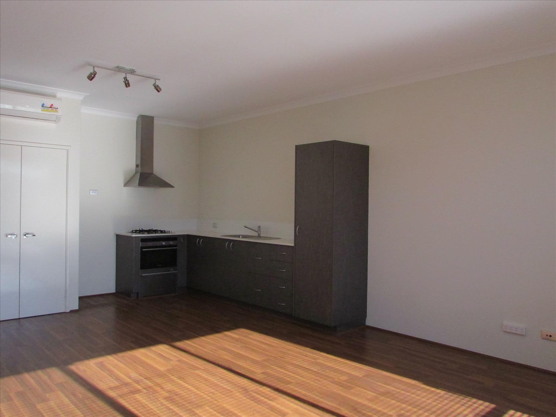 5 Stanbury Crescent, Ellenbrook WA 6069, Ellenbrook - Thumbnail 7
