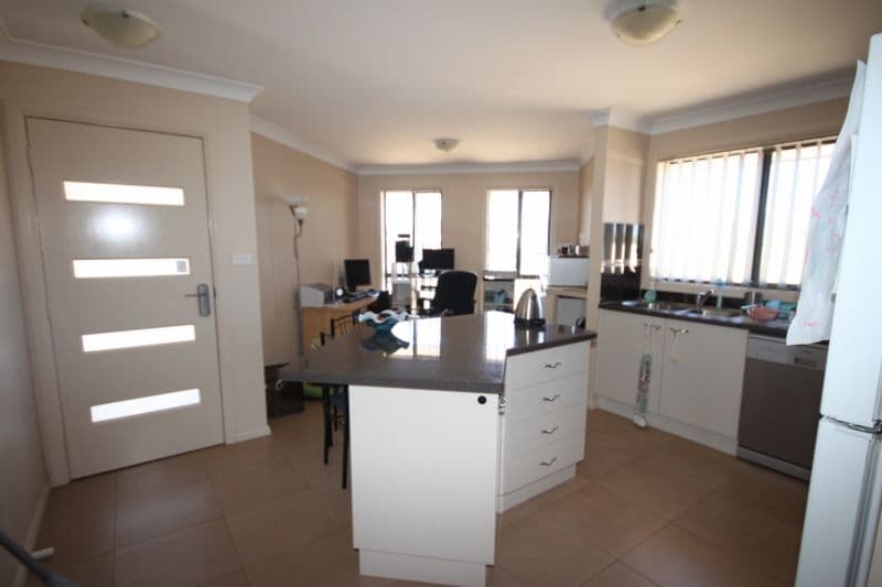 11 Cunningham Street, TAMWORTH NSW 2340, Tamworth - Thumbnail 4