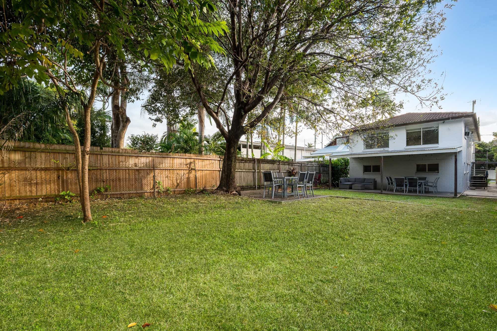 381 Hawthorne Road, Hawthorne QLD 4171, Hawthorne - Thumbnail 2