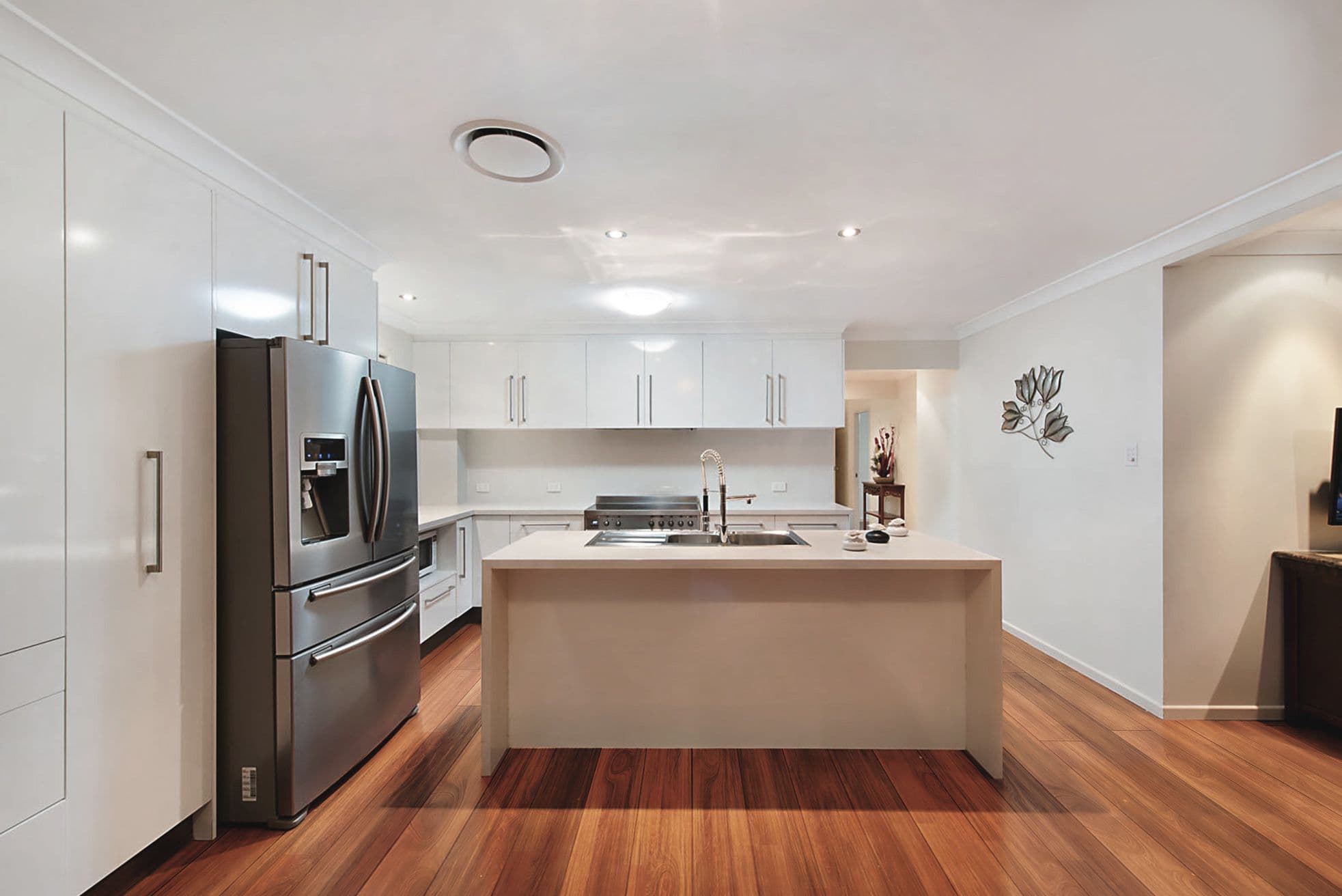 4 Lucas Street, Scarborough QLD 4020, Scarborough - Thumbnail 2