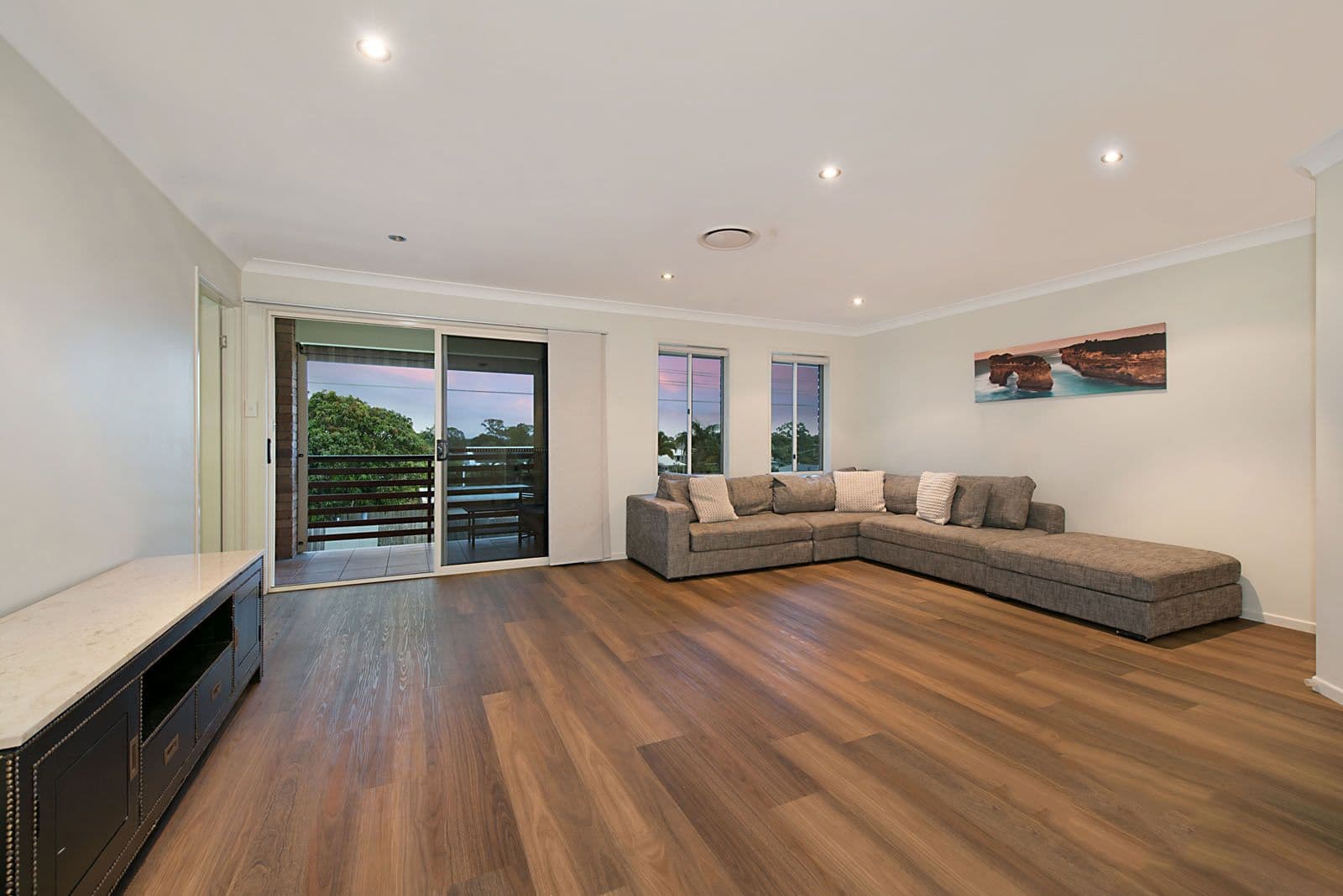 4 Lucas Street, Scarborough QLD 4020, Scarborough - Thumbnail 3