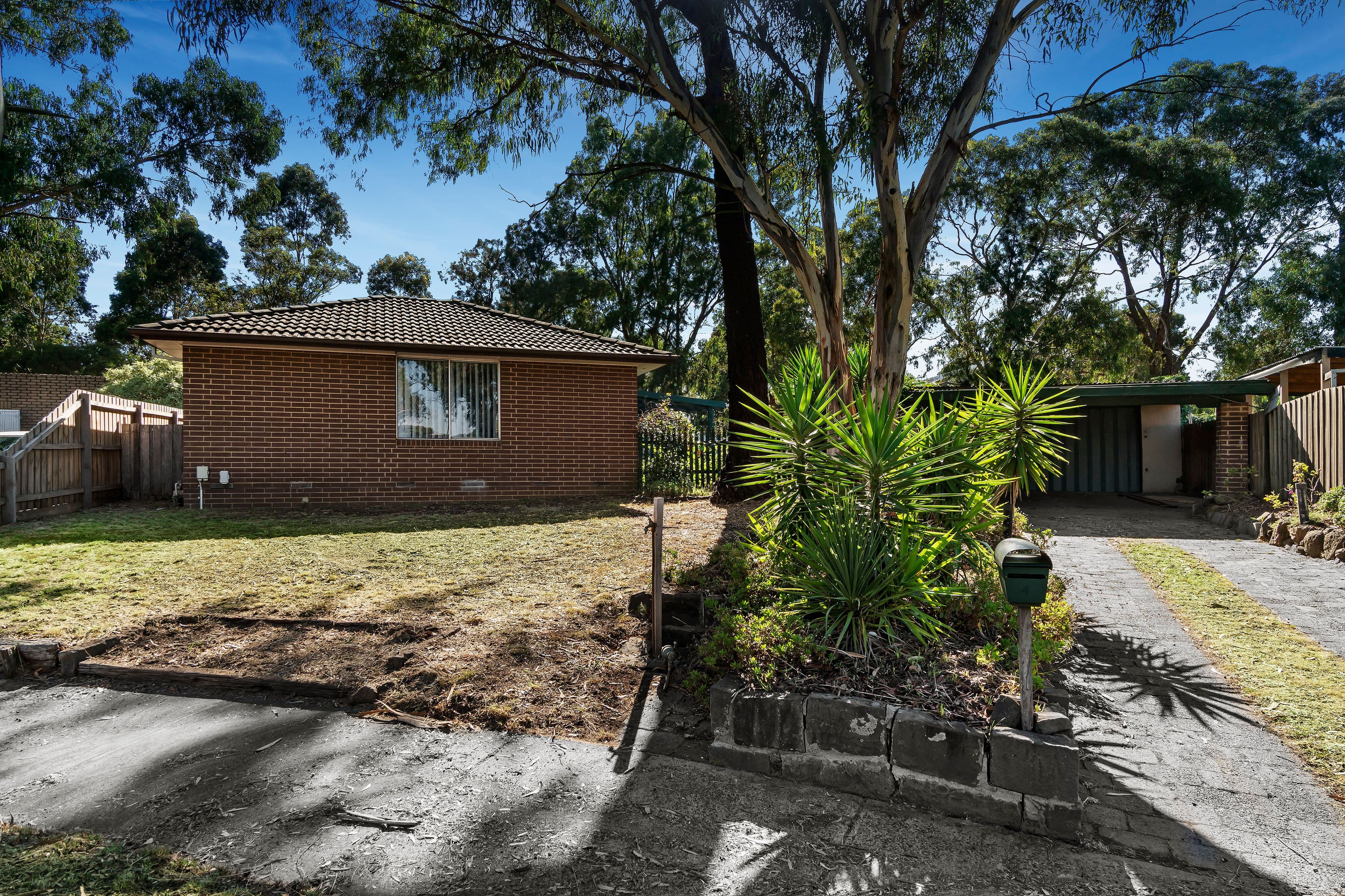 4 Wakeful Place, Mill Park VIC 3082, Mill Park - Thumbnail 2