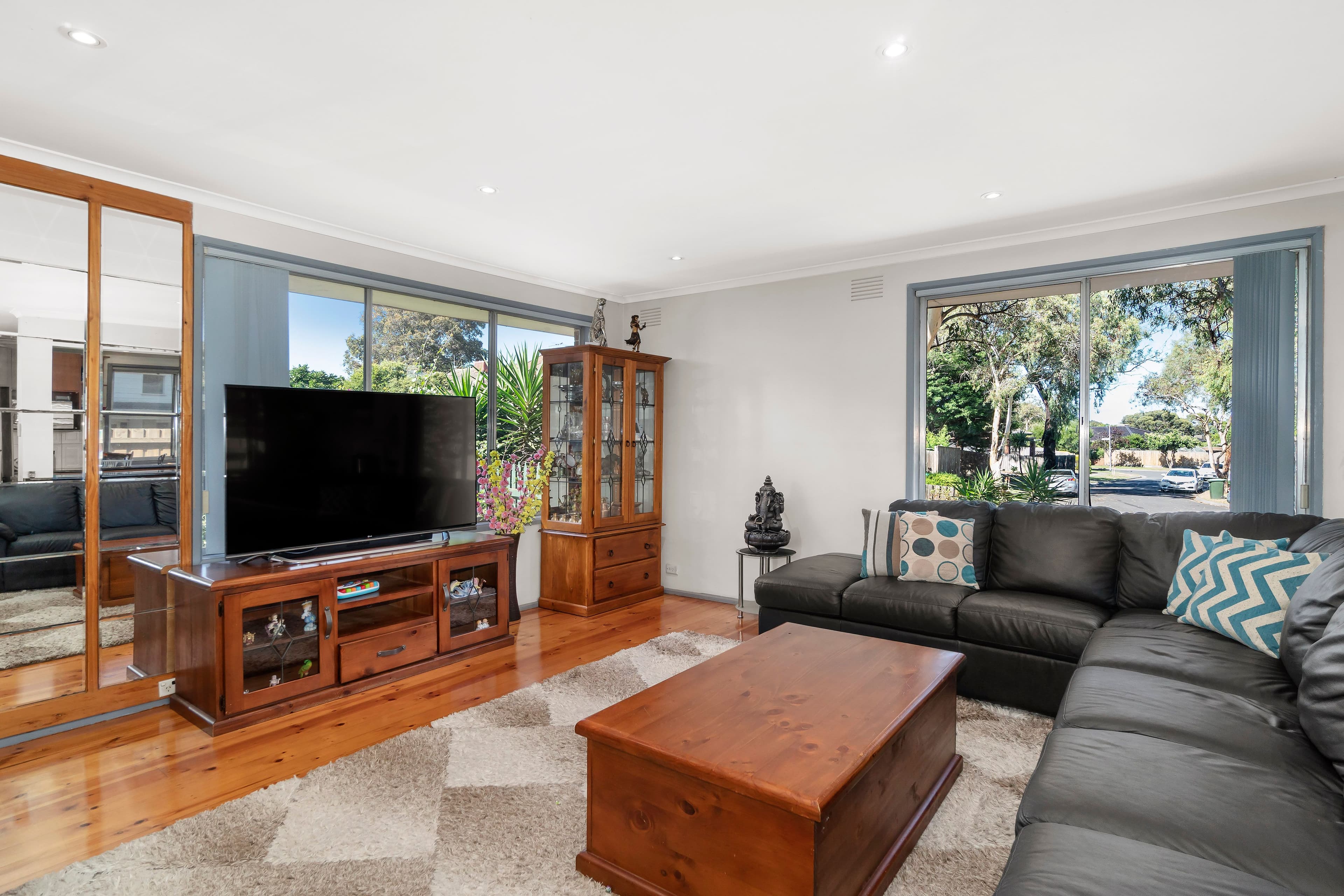 4 Wakeful Place, Mill Park VIC 3082, Mill Park - Thumbnail 4