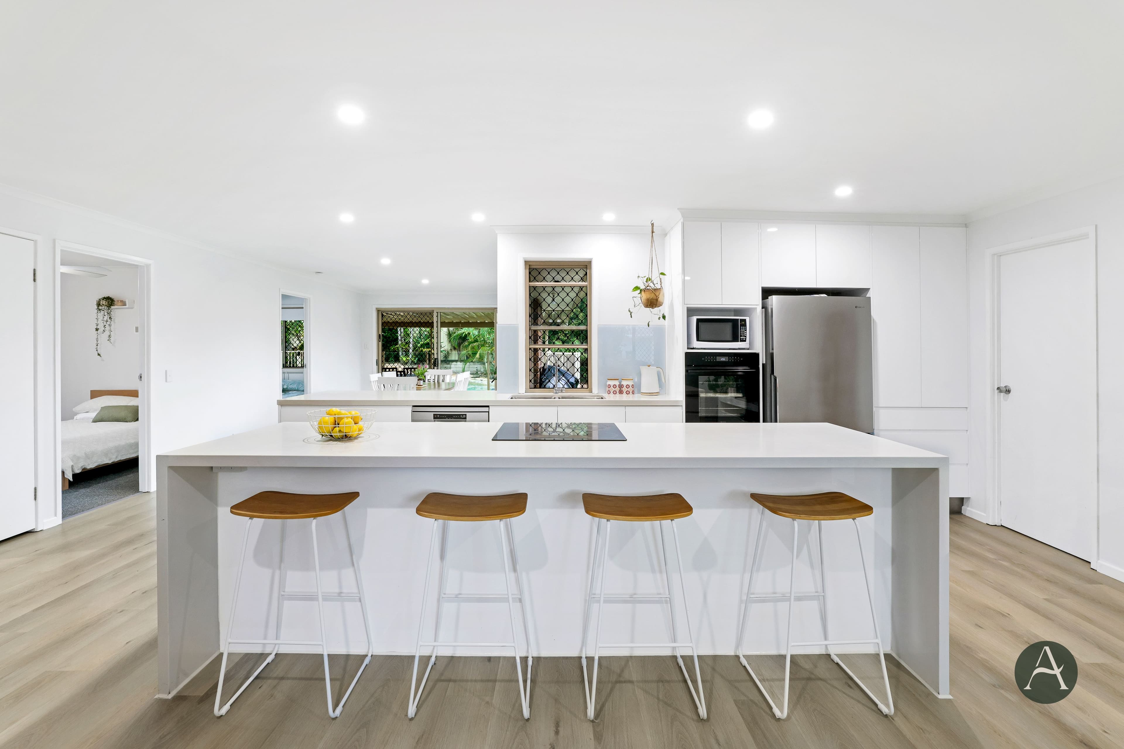 6 Artists Avenue, Oxenford QLD 4210, Oxenford - Thumbnail 3