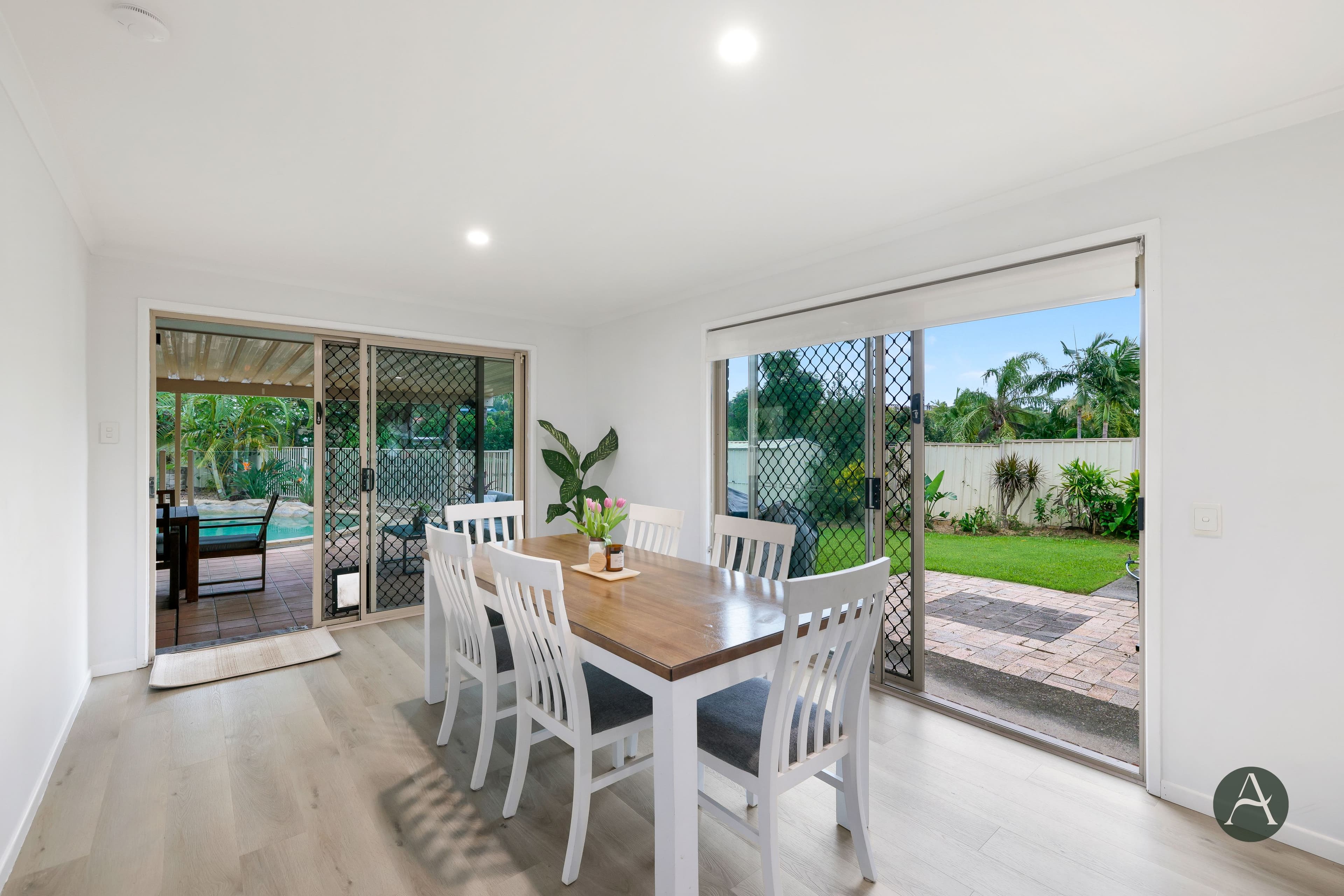6 Artists Avenue, Oxenford QLD 4210, Oxenford - Thumbnail 8