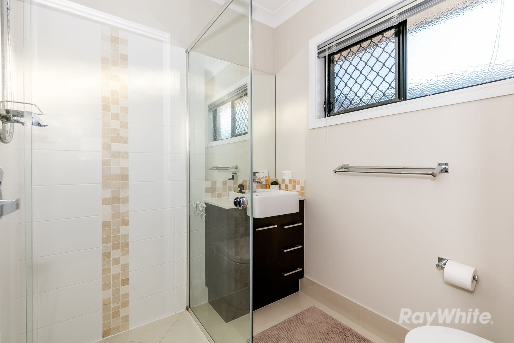 18 Coralina Crescent, Logan Reserve QLD 4133, Logan Reserve - Thumbnail 6