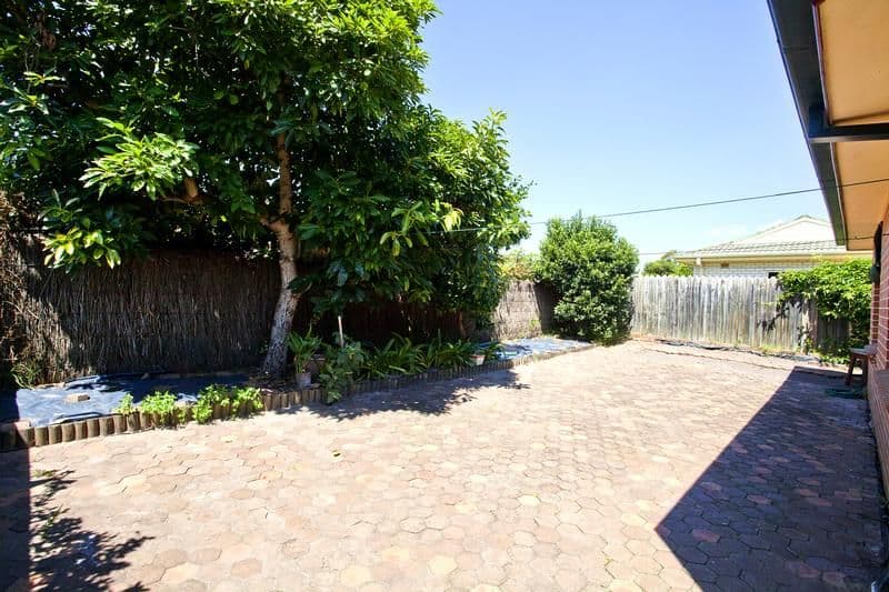 68 Daintree Drive, WATTLE GROVE NSW 2173, Wattle Grove - Thumbnail 8