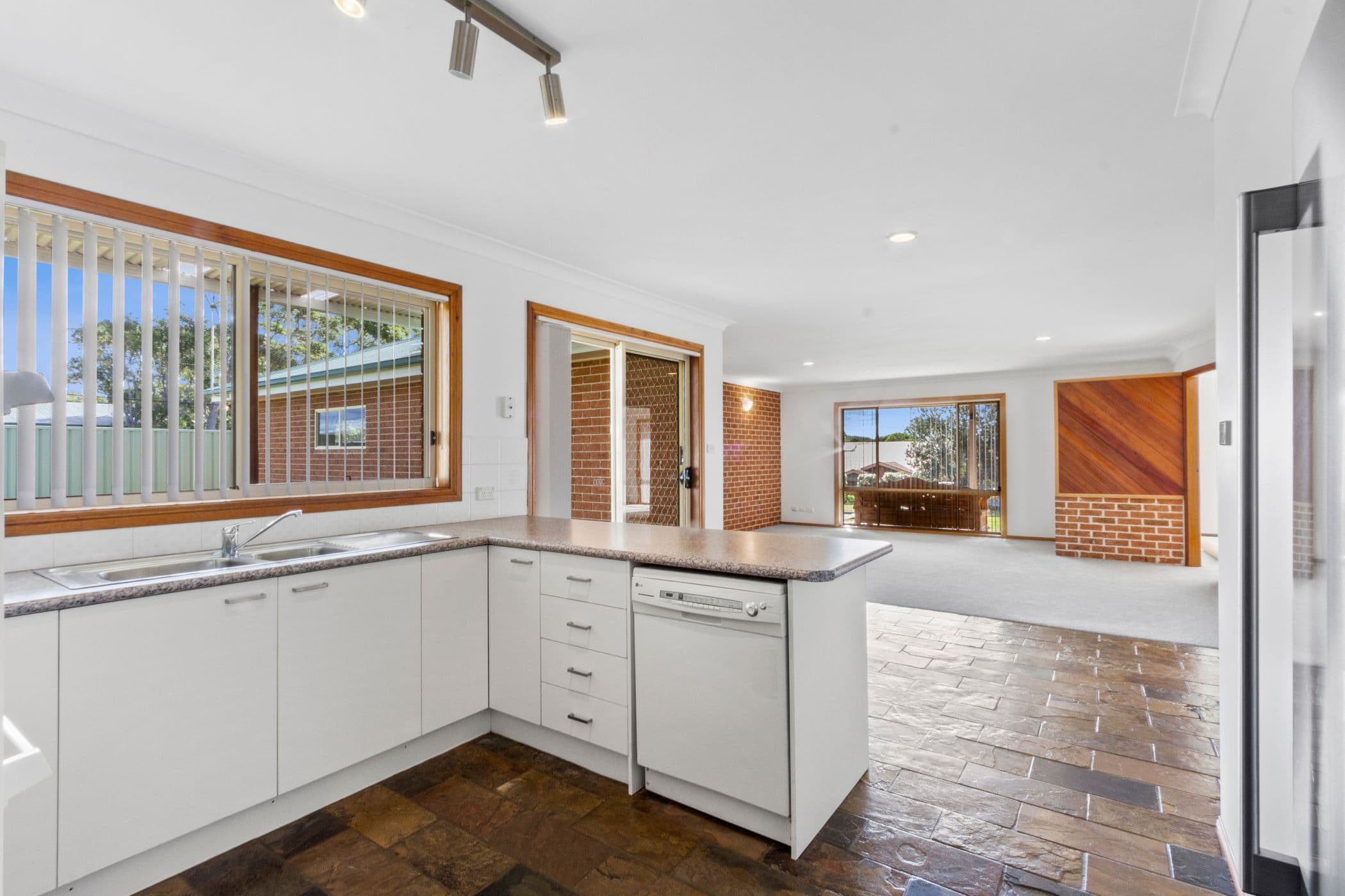 47 Curvers Drive, Manyana NSW 2539, Manyana - Thumbnail 8