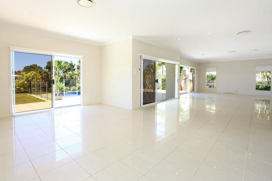 3017 The Boulevard, Royal Pines, Benowa QLD 4217, Benowa - Thumbnail 2