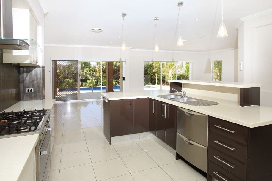 3017 The Boulevard, Royal Pines, Benowa QLD 4217, Benowa - Thumbnail 3