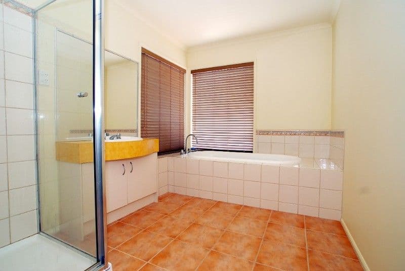 34 Kellbourne Drive, ROWVILLE VIC 3178, Rowville - Thumbnail 5
