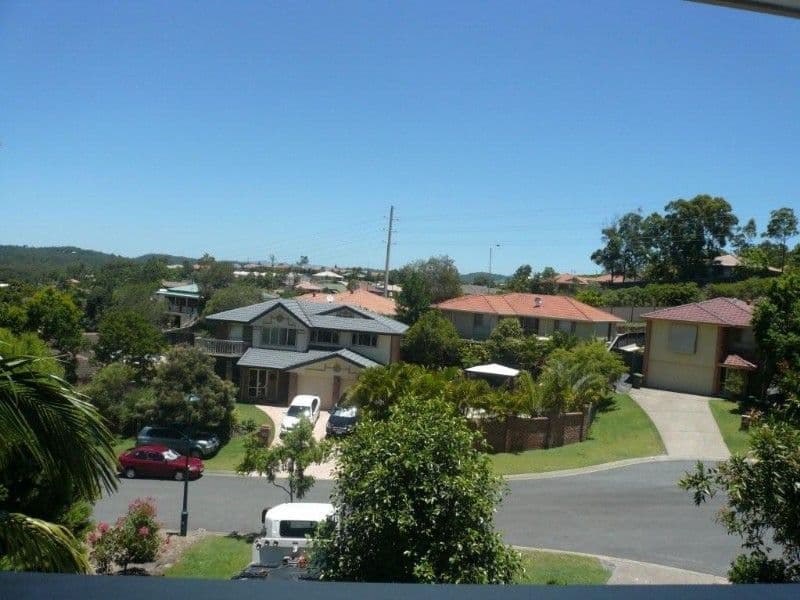 27 White Cap Close, PACIFIC PINES QLD 4211, Pacific Pines - Thumbnail 2