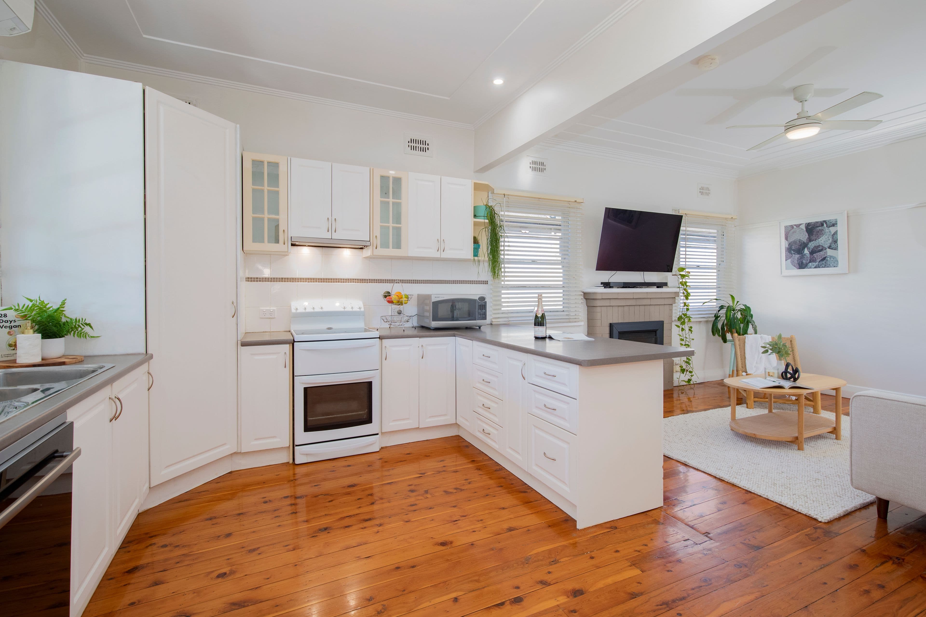4 Hay Street, Mayfield NSW 2304, Mayfield - Thumbnail 2
