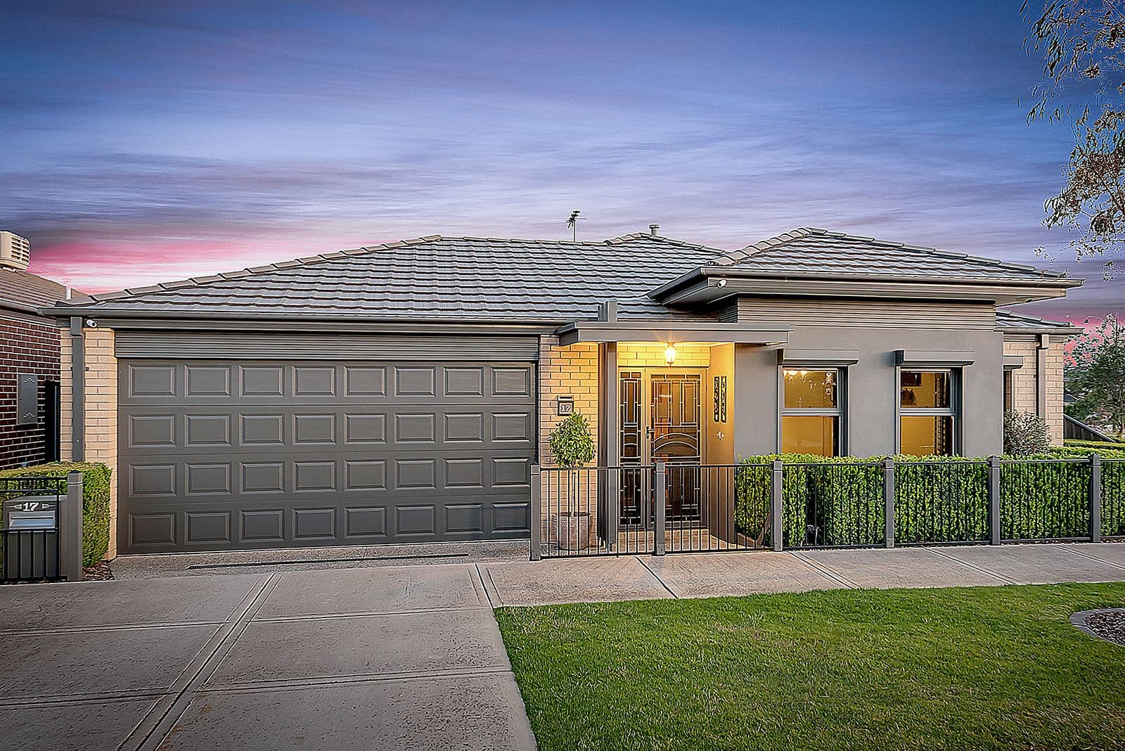 17 Thoresby Circuit, Craigieburn VIC 3064, Craigieburn - Thumbnail 2