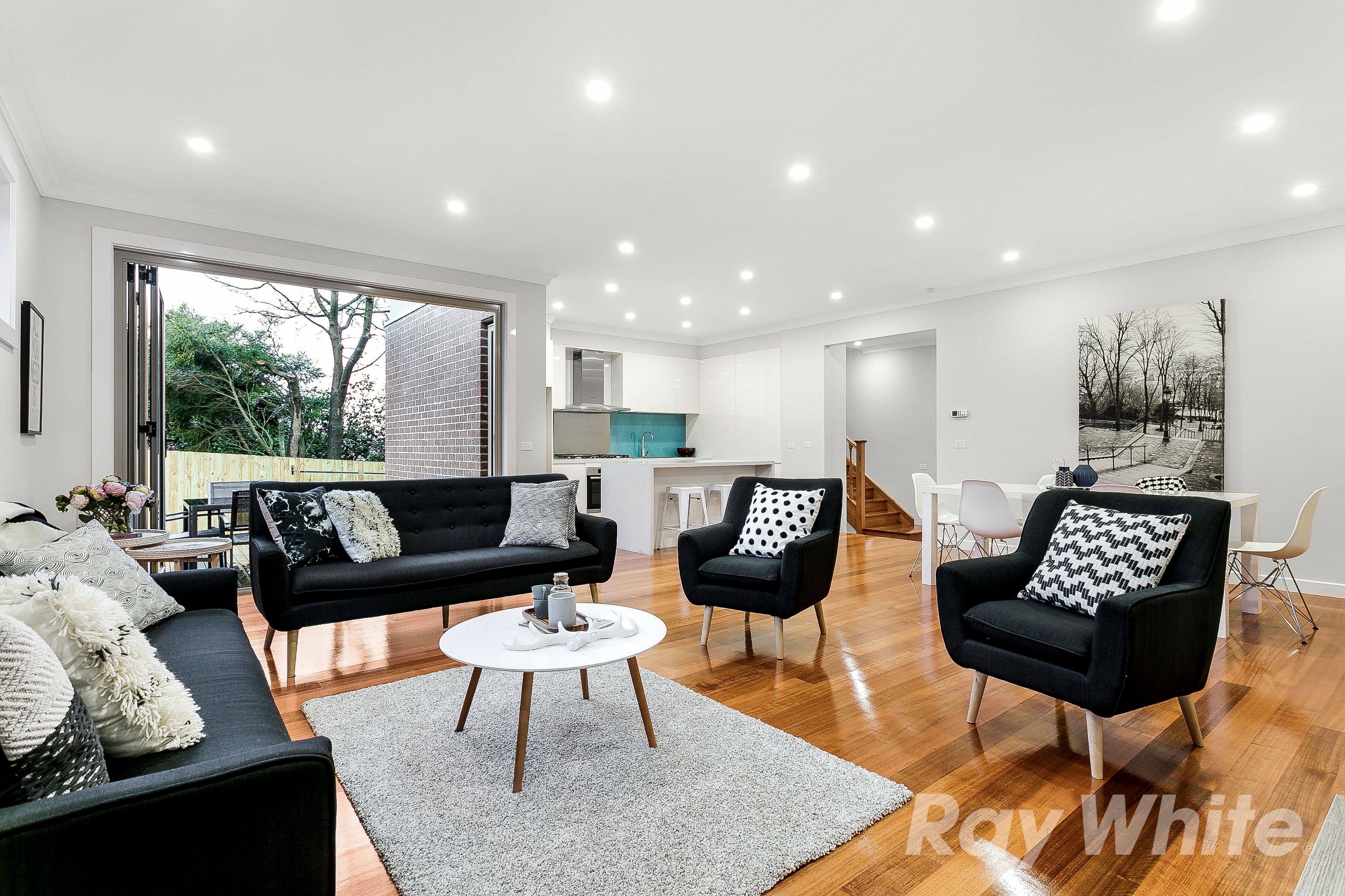 9 Sadie Street, Mount Waverley VIC 3149, Mount Waverley - Thumbnail 3