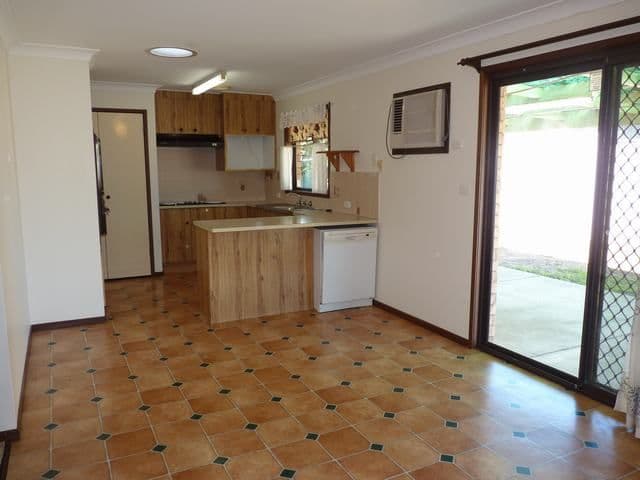 2 Naretha Street, GLENFIELD PARK NSW 2650, Glenfield Park - Thumbnail 5